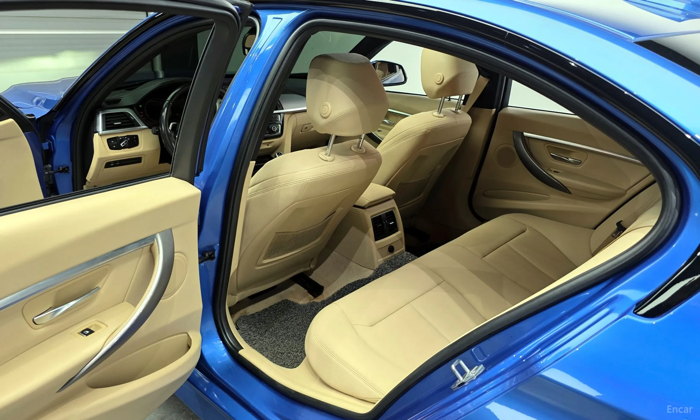 BMW 3 Series (F30) превью 11