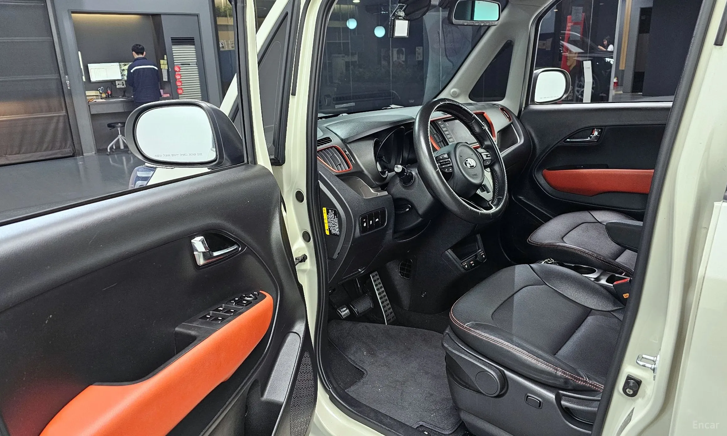 Kia Ray превью 11