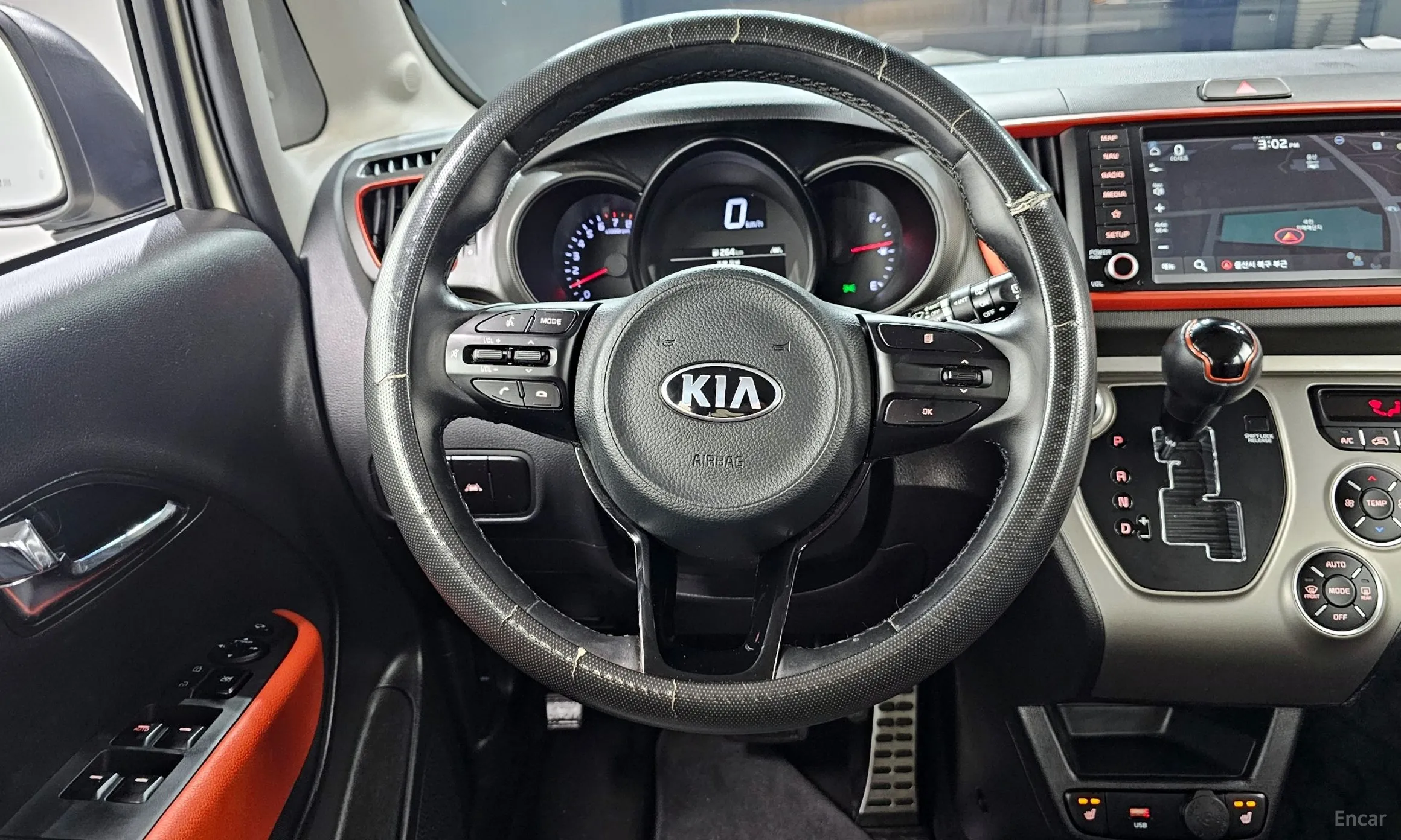 Kia Ray превью 13