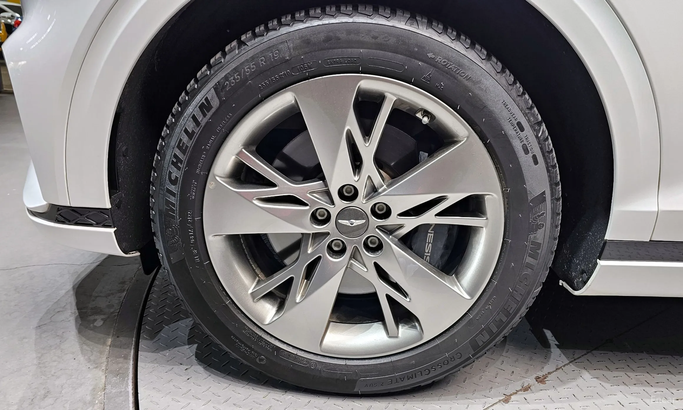 Genesis GV70 превью 5