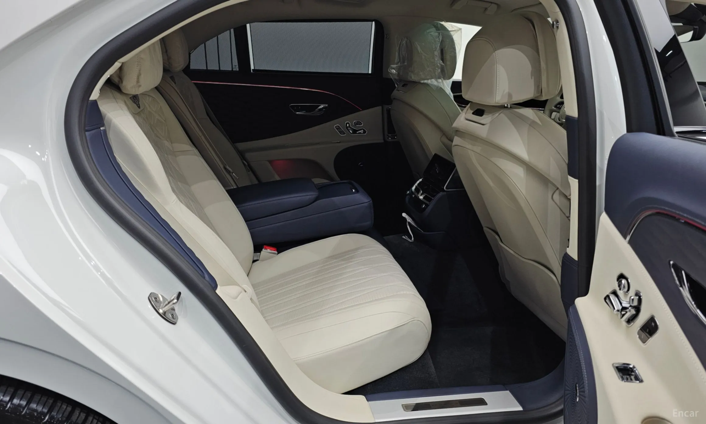 Bentley Flying Spur 3rd Generation превью 12