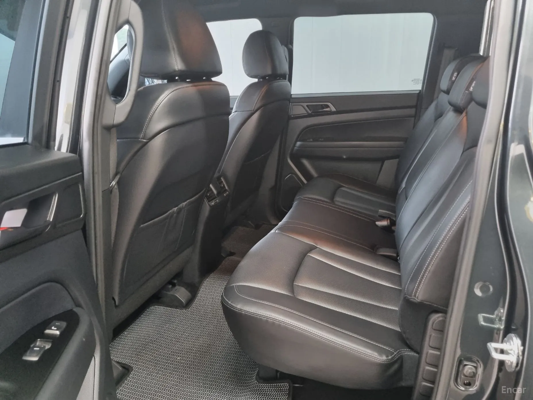KG Mobility (SsangYong) Rexton Sports превью 10