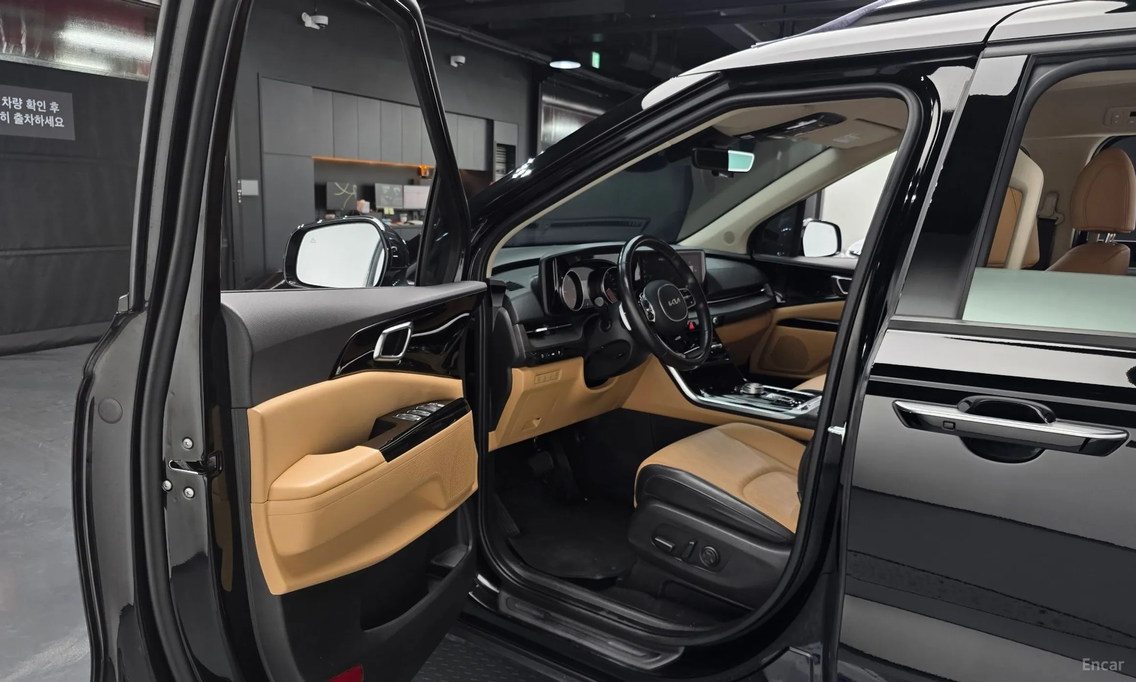 Kia Carnival Gen 4 превью 11