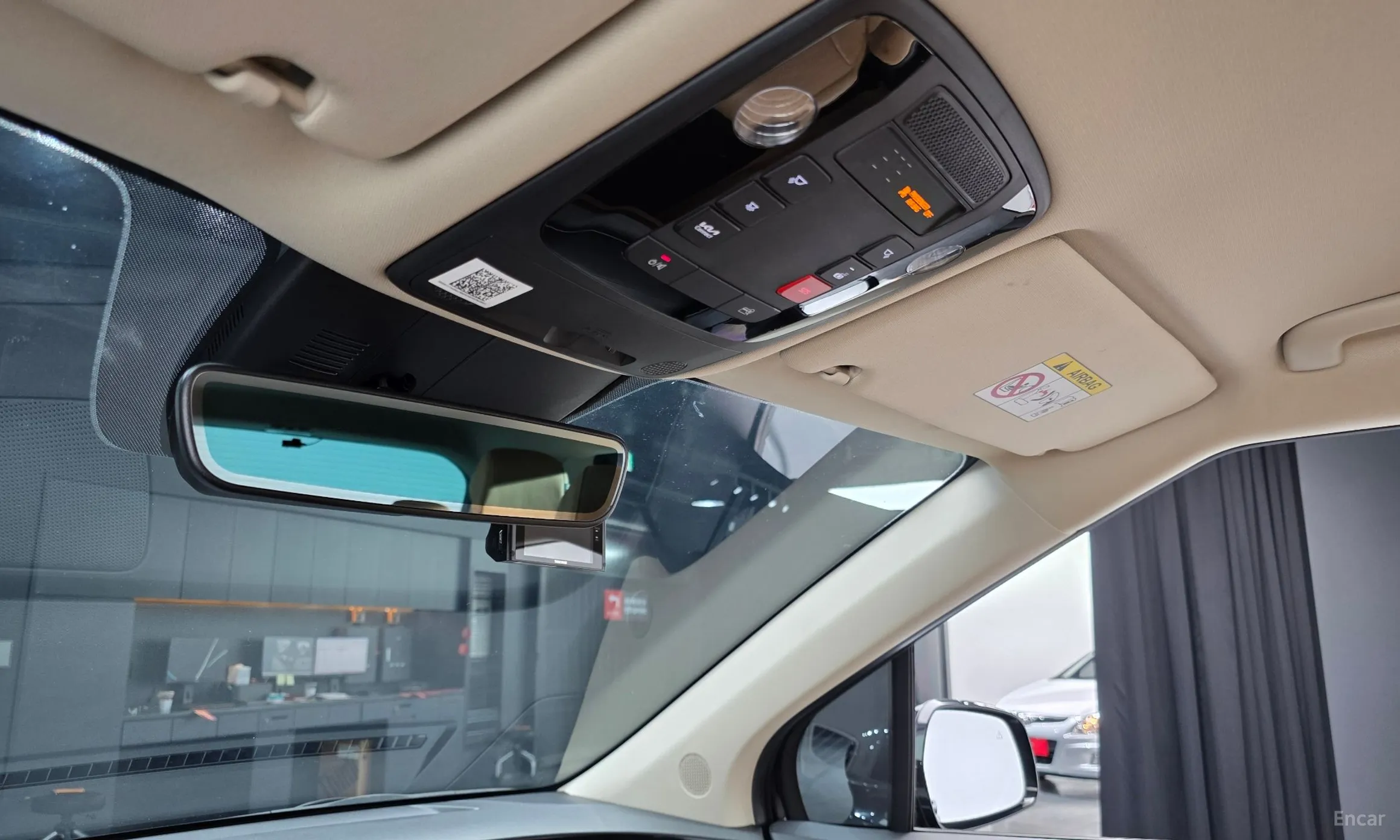 Kia Carnival Gen 4 превью 18