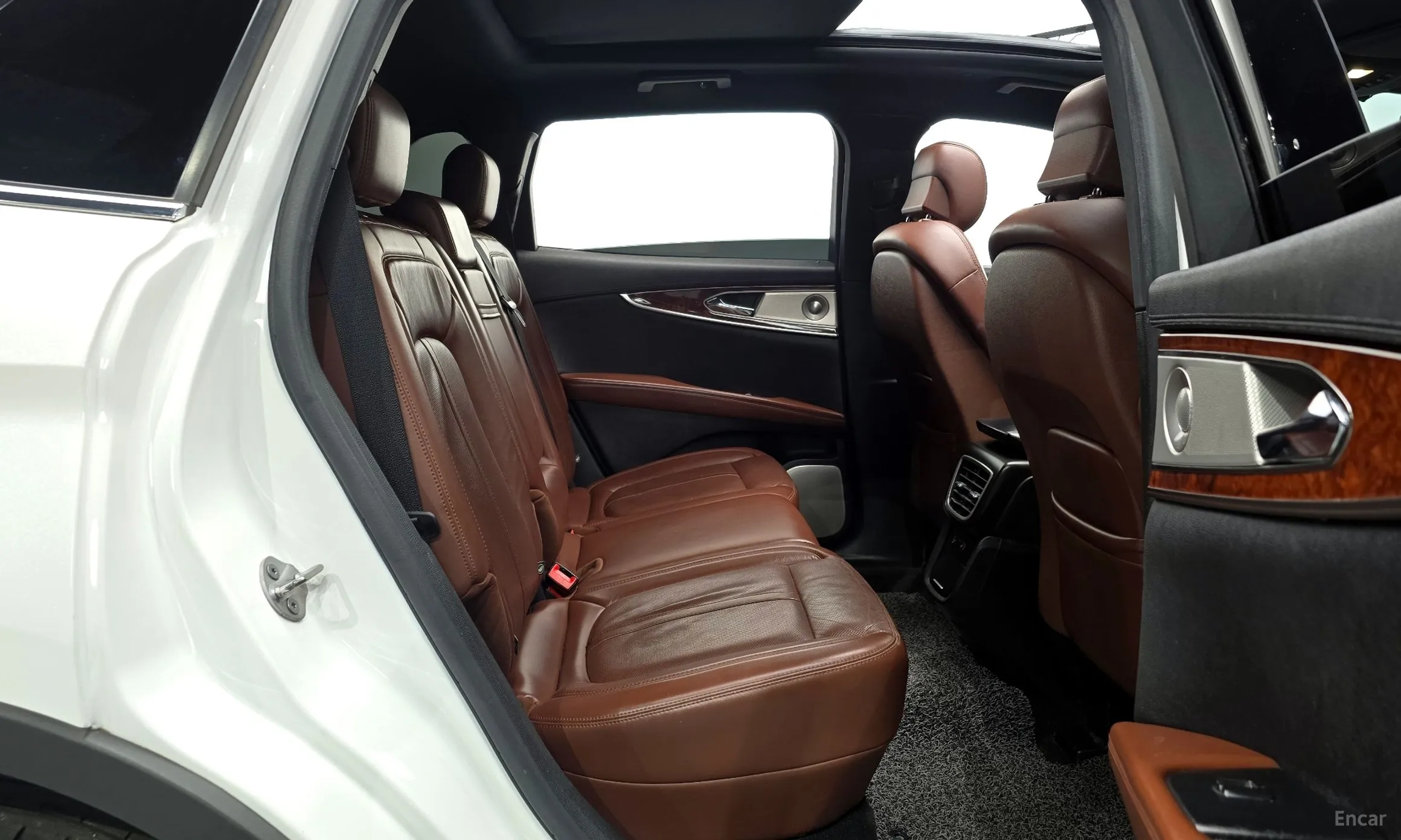 Lincoln Nautilus Gen 1 превью 12