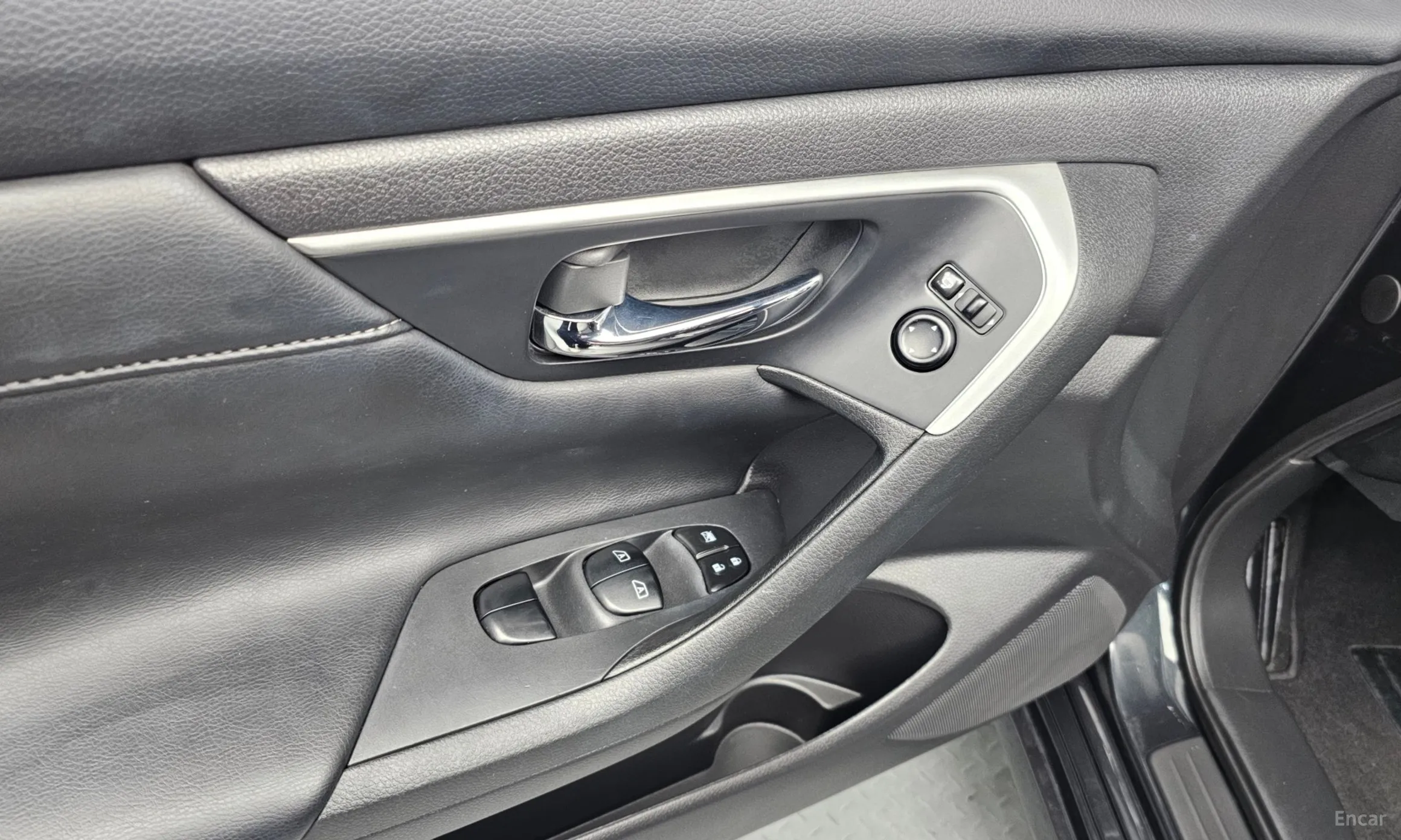 Nissan Altima превью 18