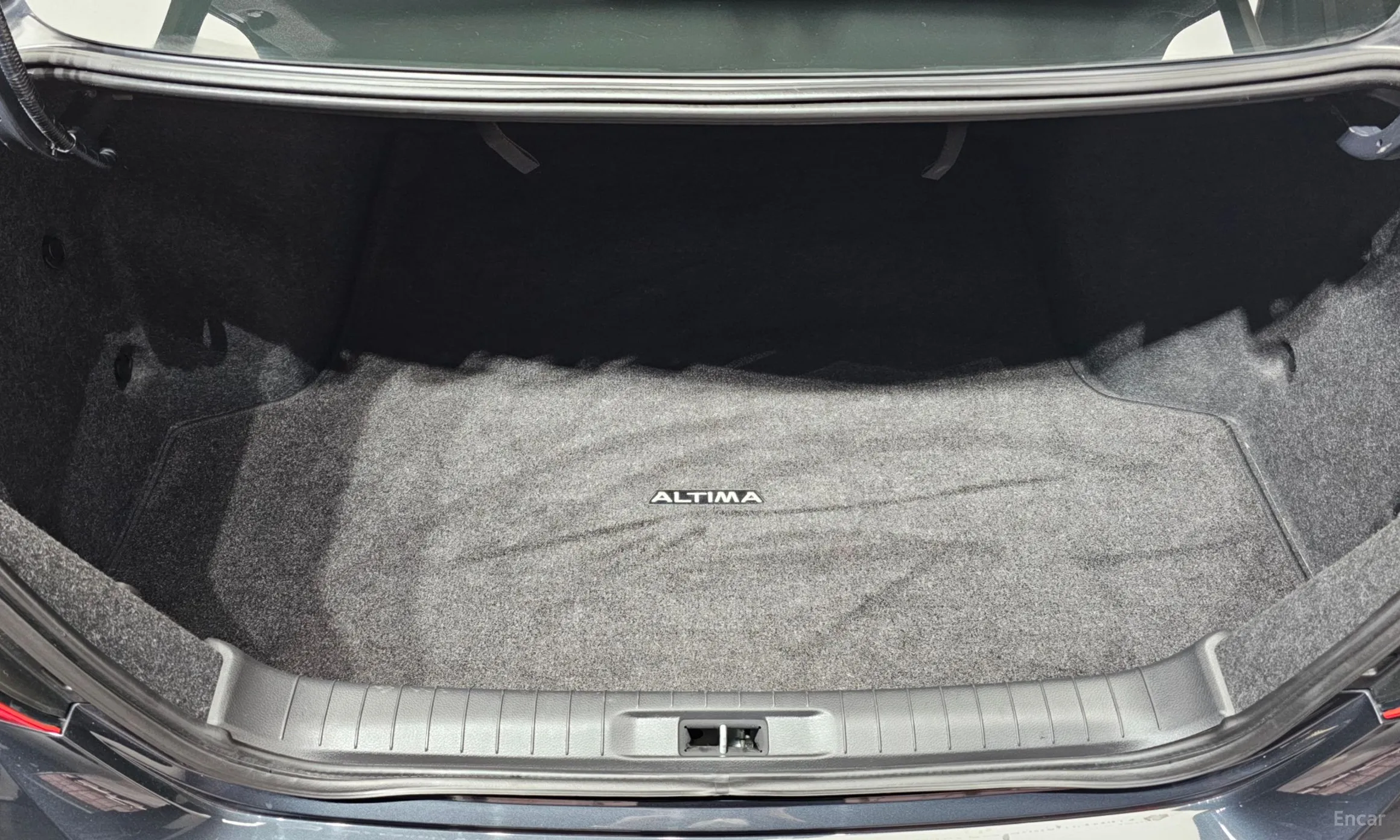 Nissan Altima превью 20