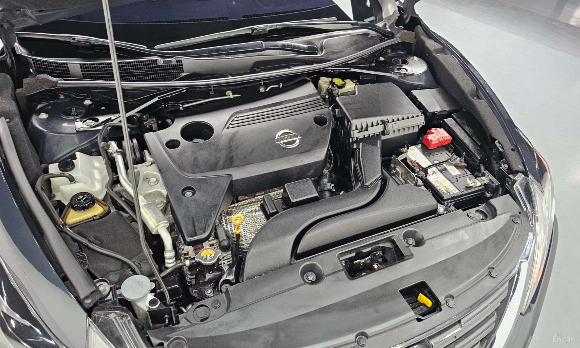 Nissan Altima превью 6