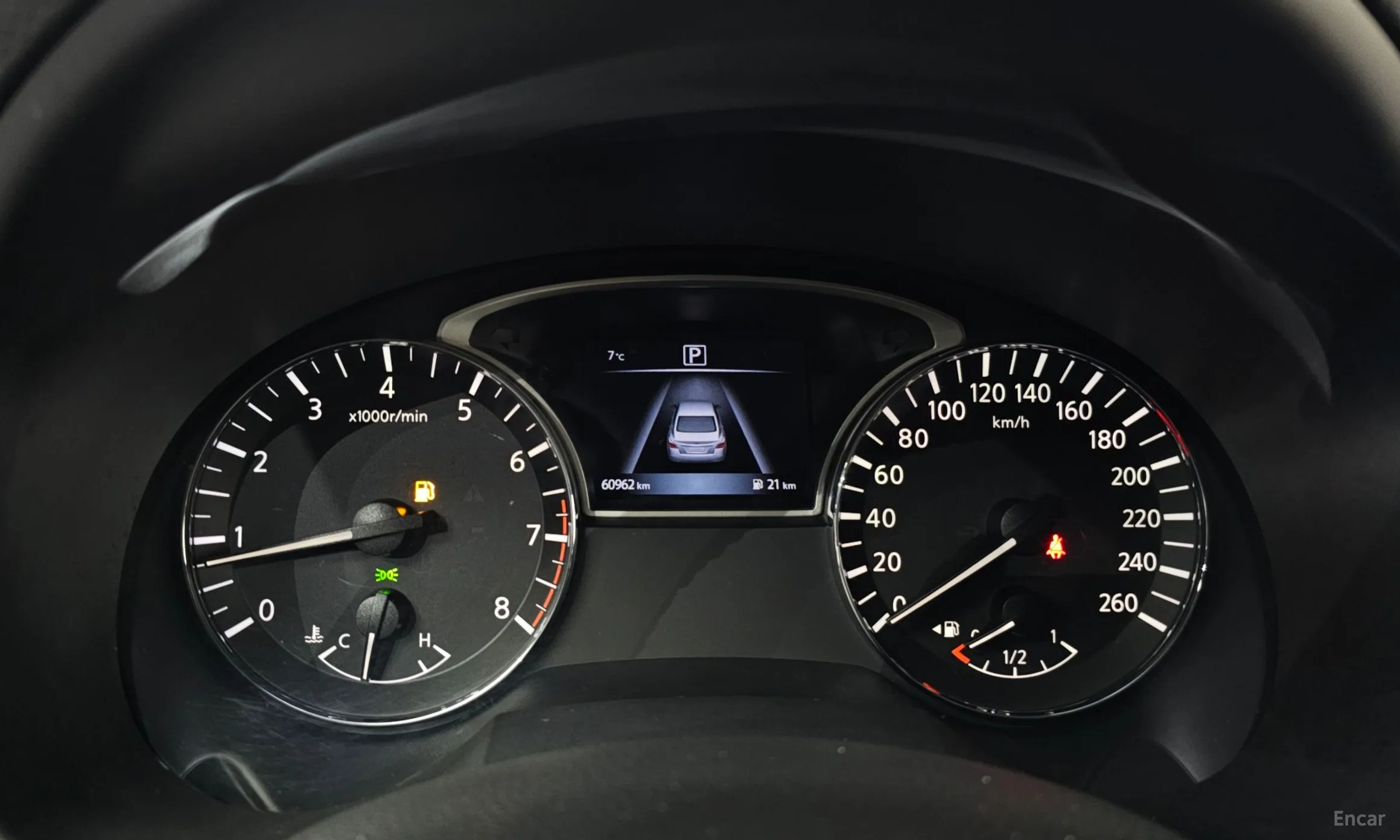 Nissan Altima превью 8