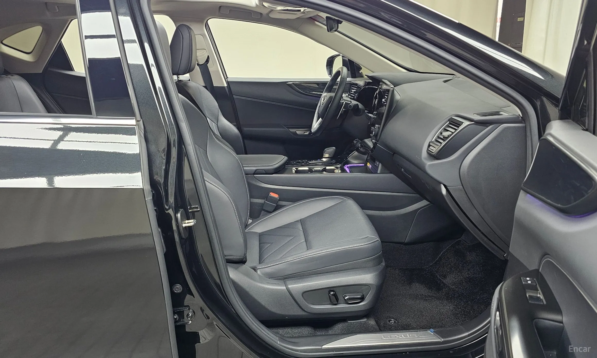 Lexus NX350h Gen 2 превью 11