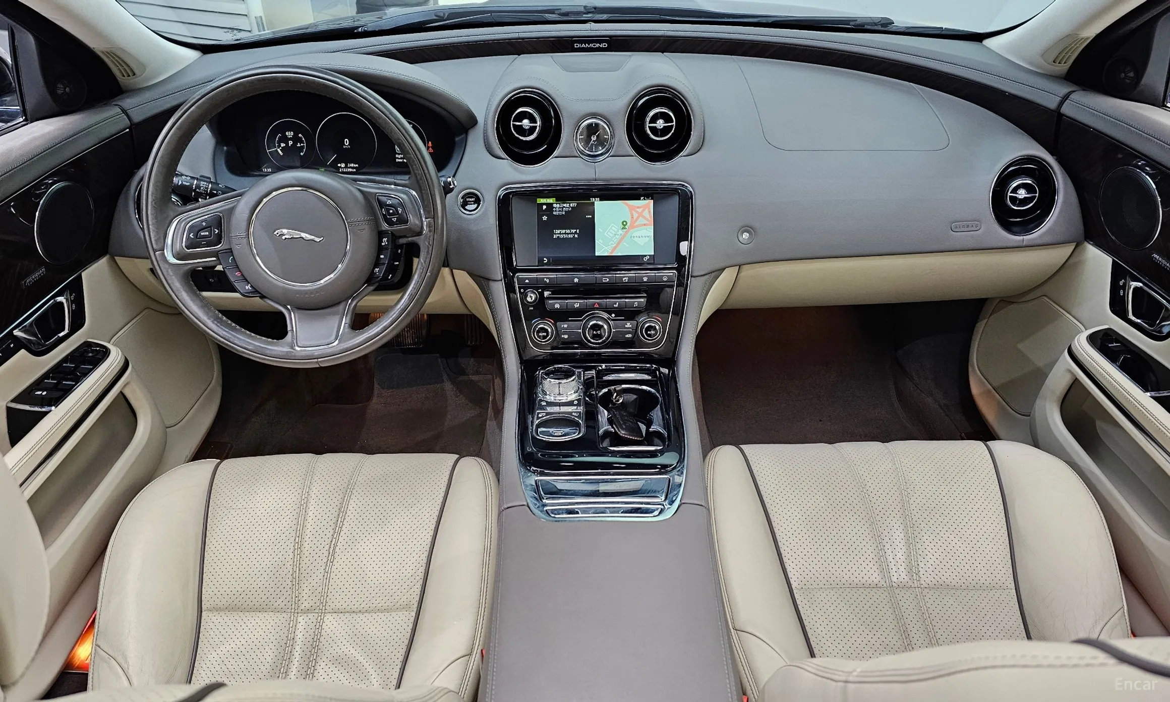 Jaguar All New XJ превью 7