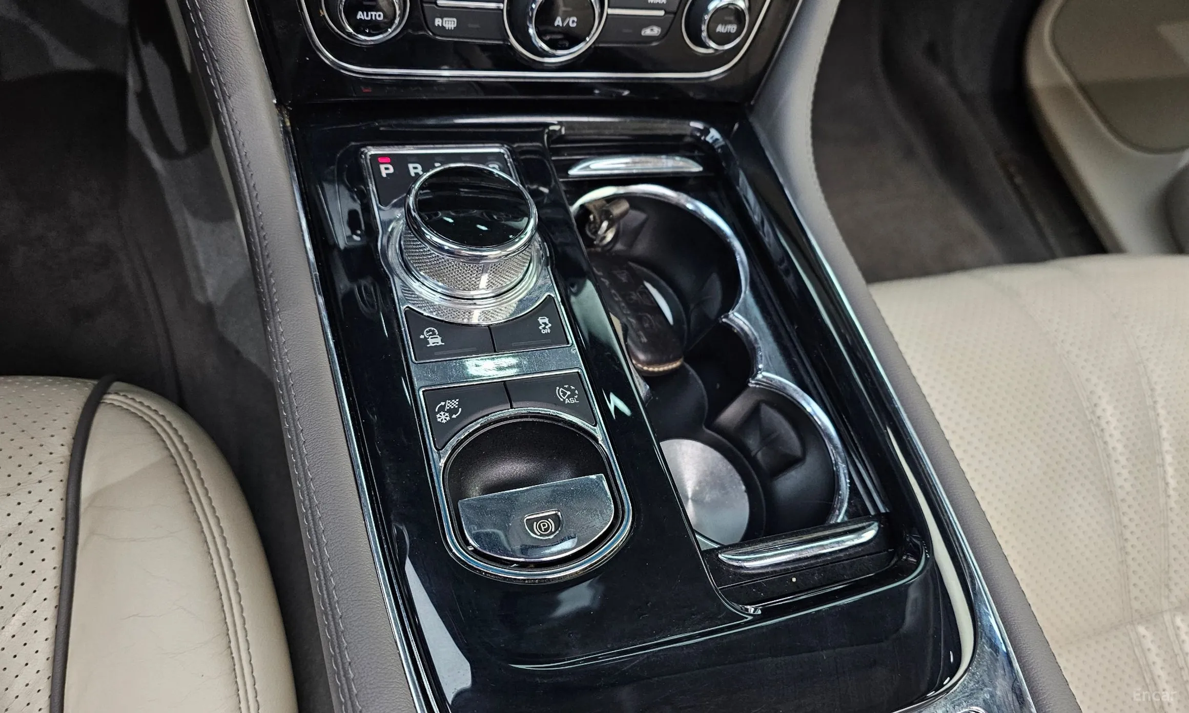 Jaguar All New XJ превью 9