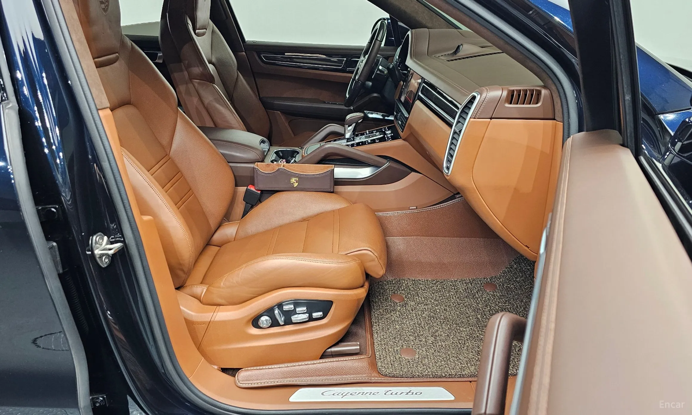Porsche Cayenne (PO536) превью 10