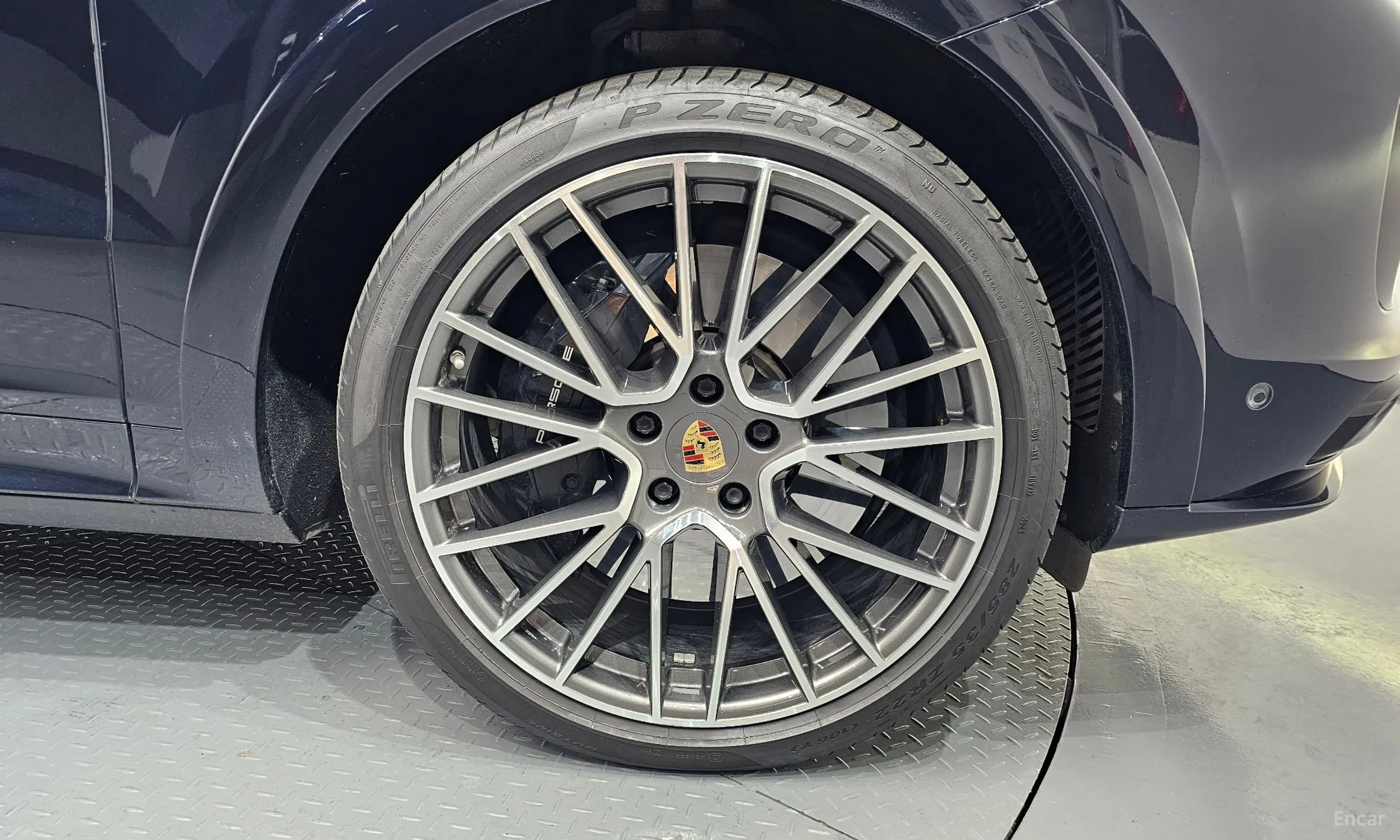 Porsche Cayenne (PO536) превью 5