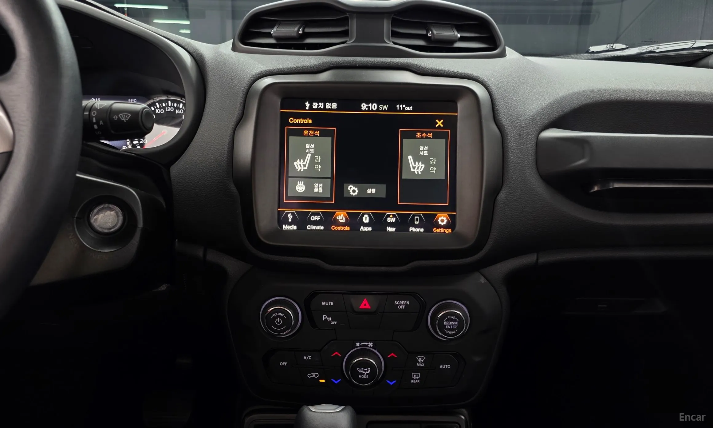Jeep Renegade превью 14