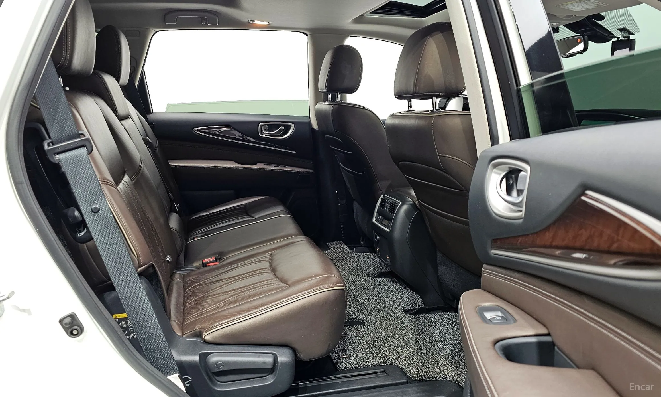 Infiniti QX60 превью 11
