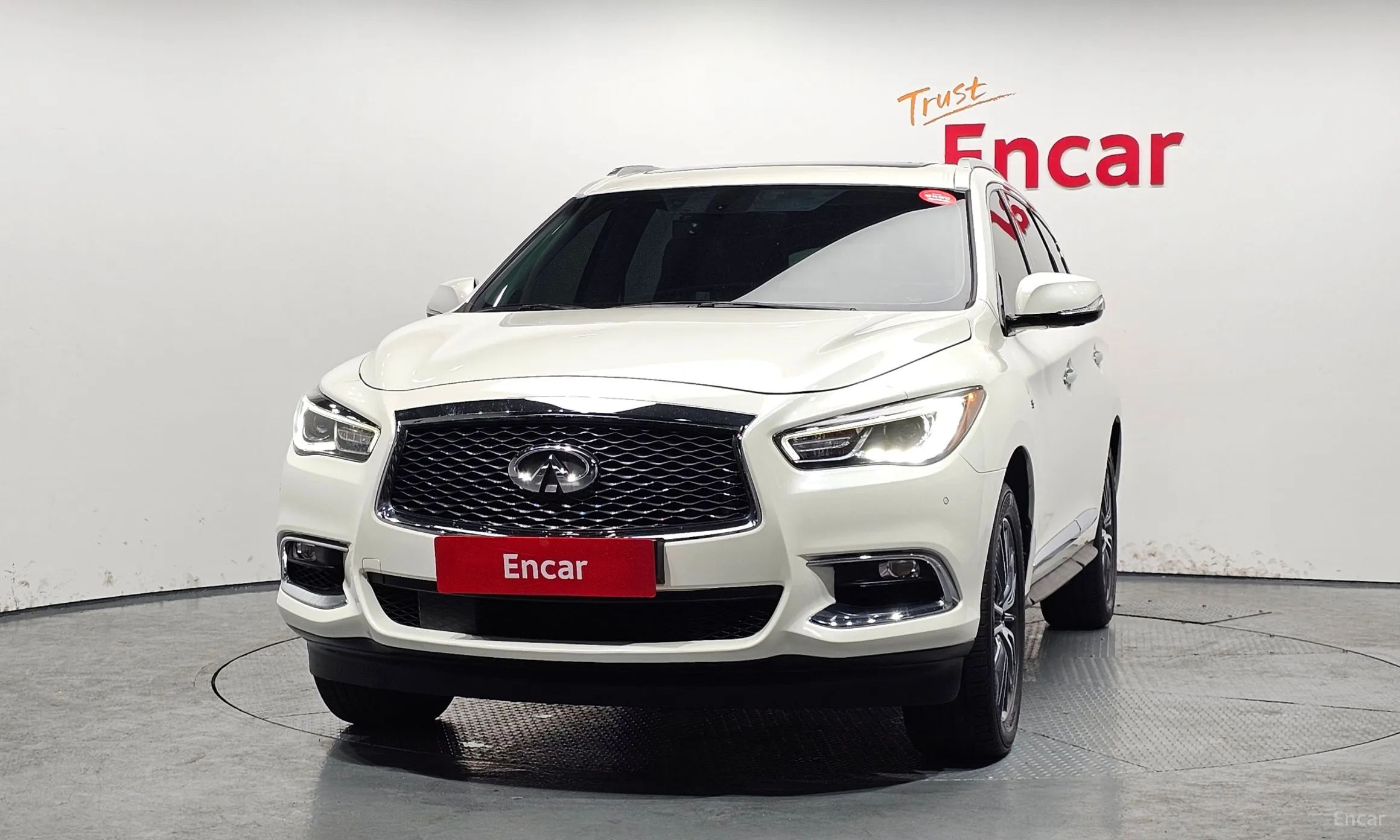 Infiniti QX60 превью 3