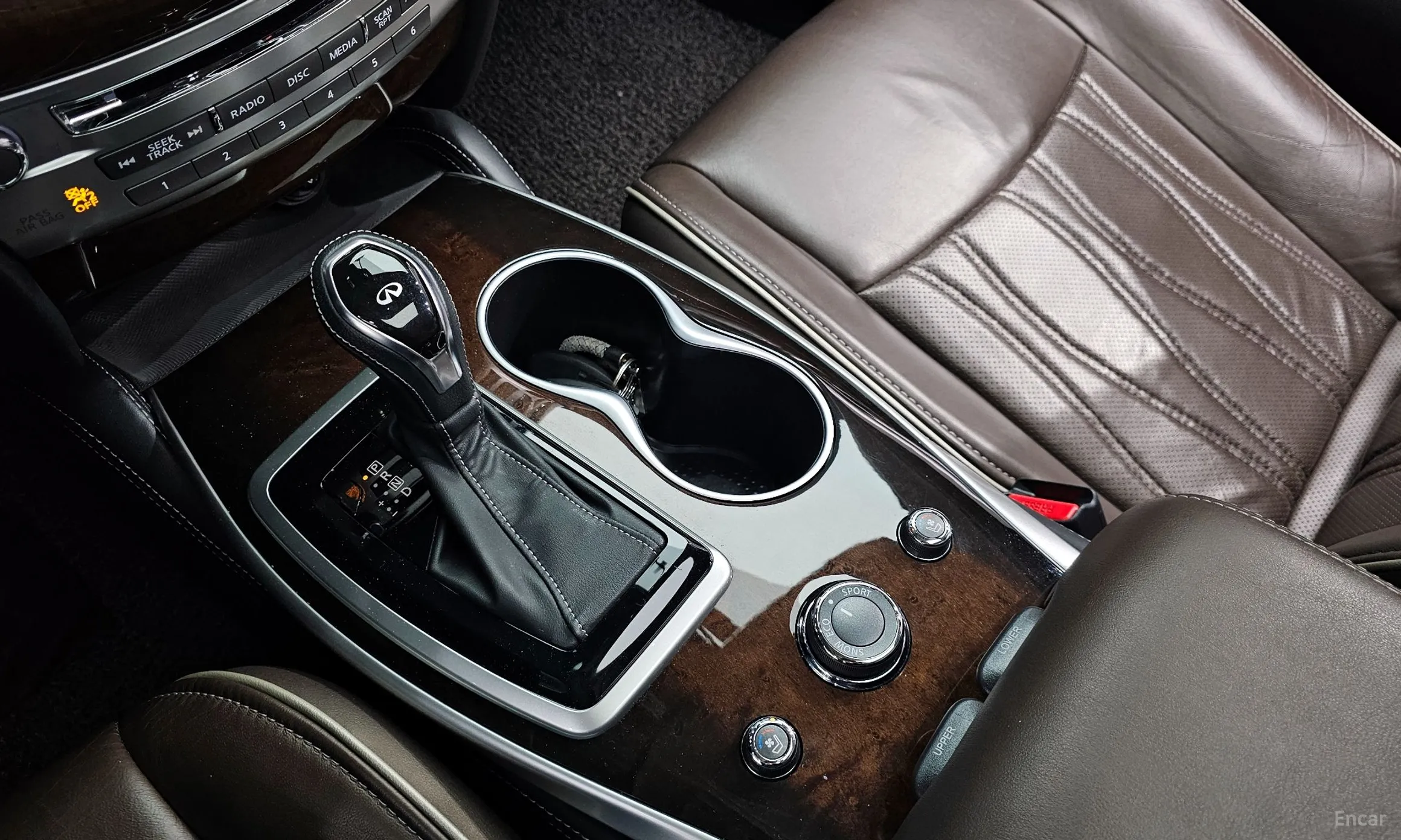 Infiniti QX60 превью 9