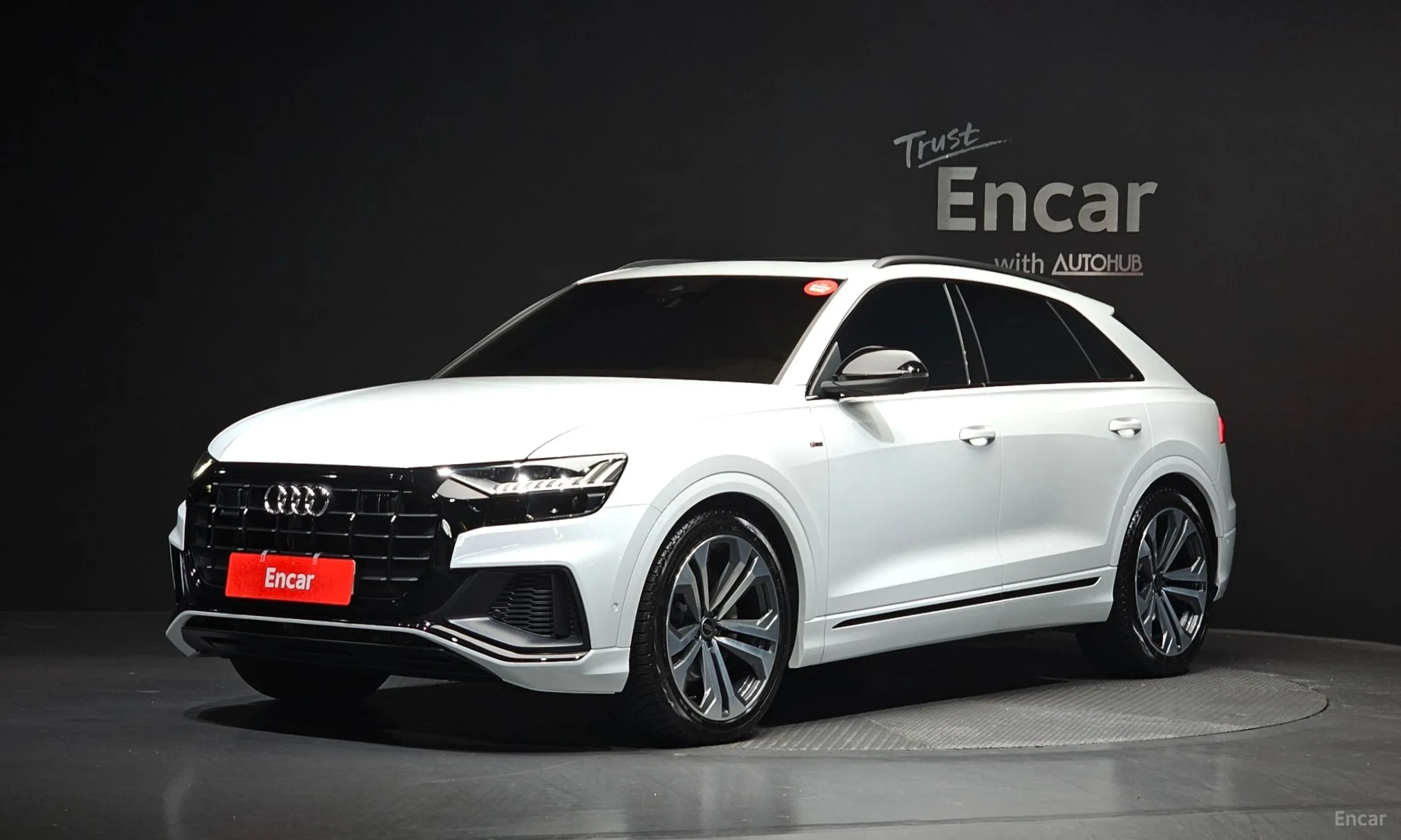 Audi Q8 (4M)