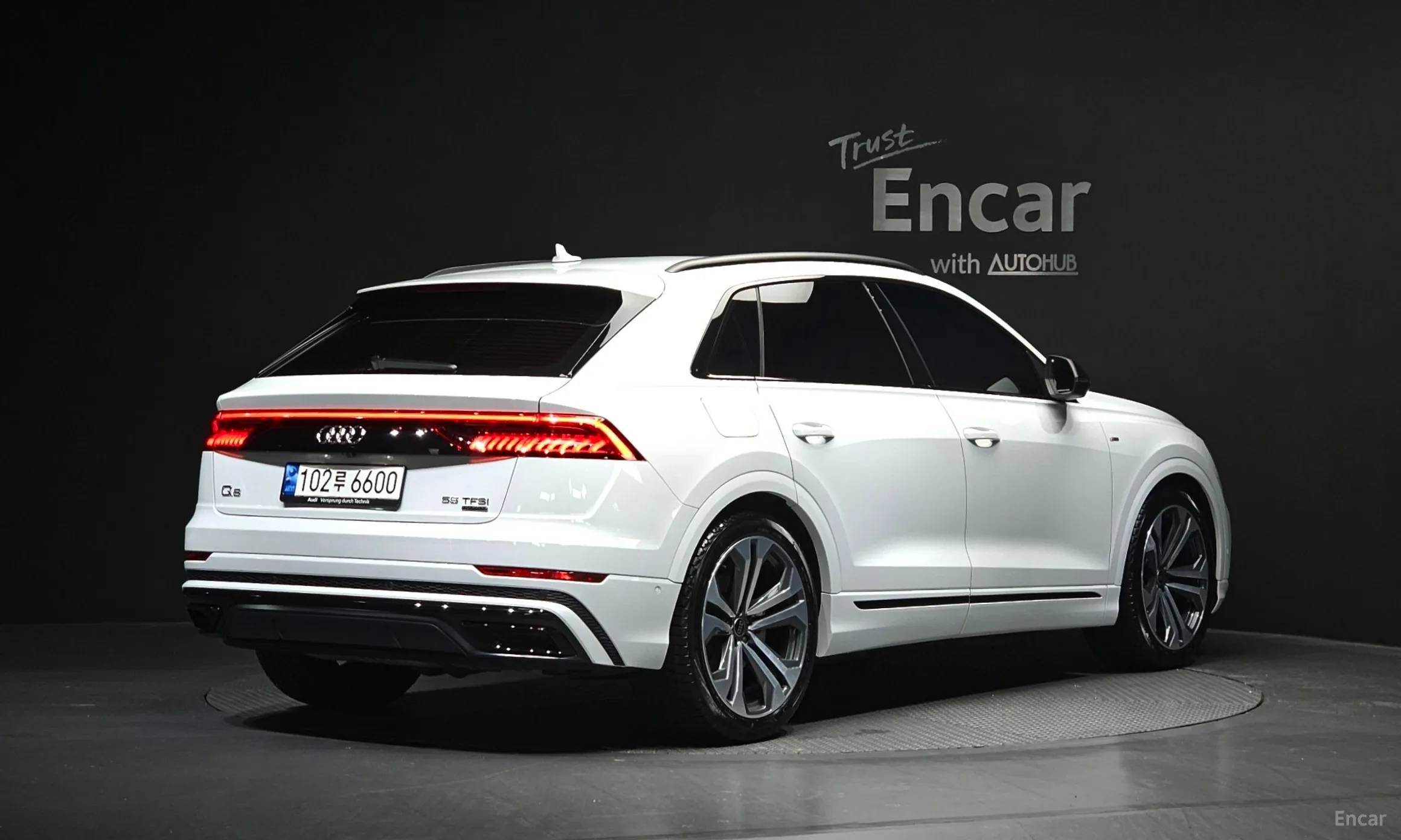 Audi Q8 (4M)