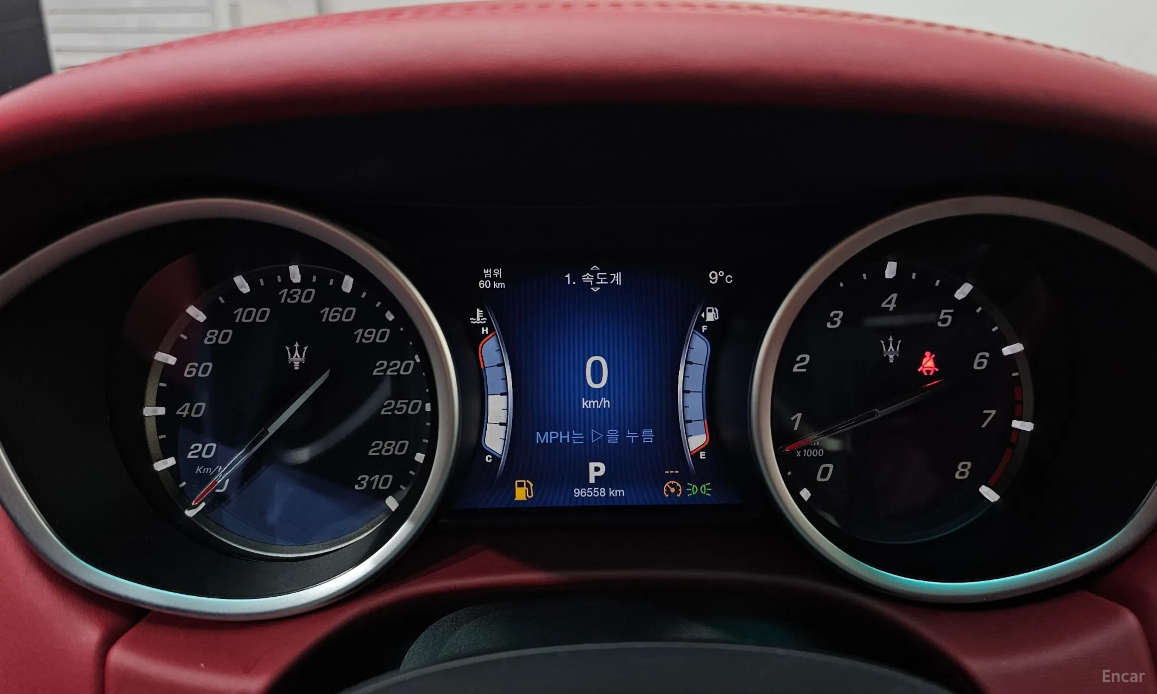 Maserati Ghibli превью 8