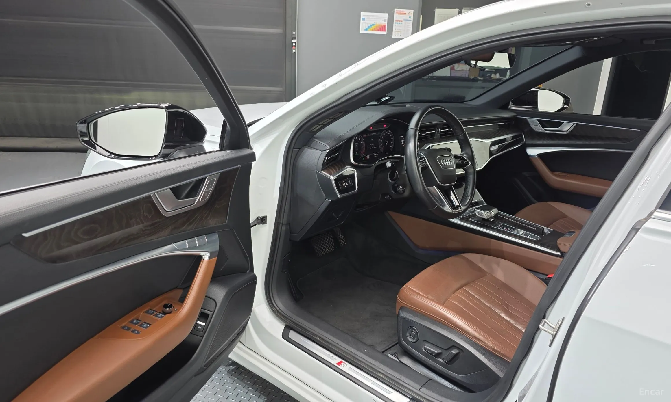 Audi A6 (C8) превью 10