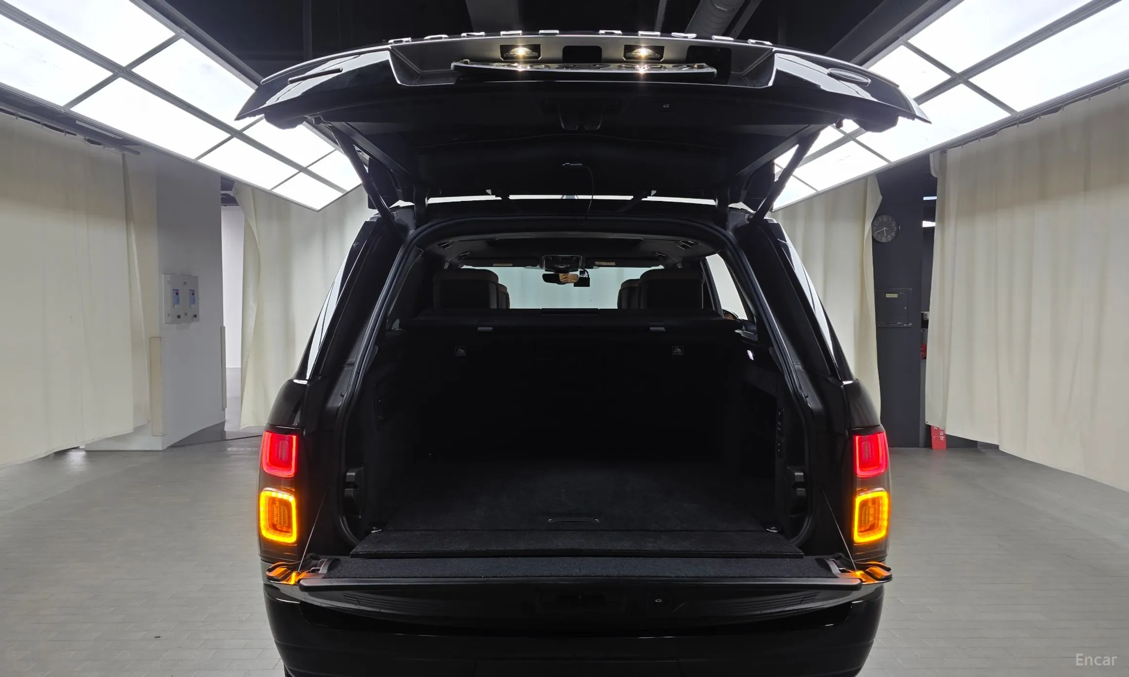 Land Rover Range Rover 4th Generation превью 20