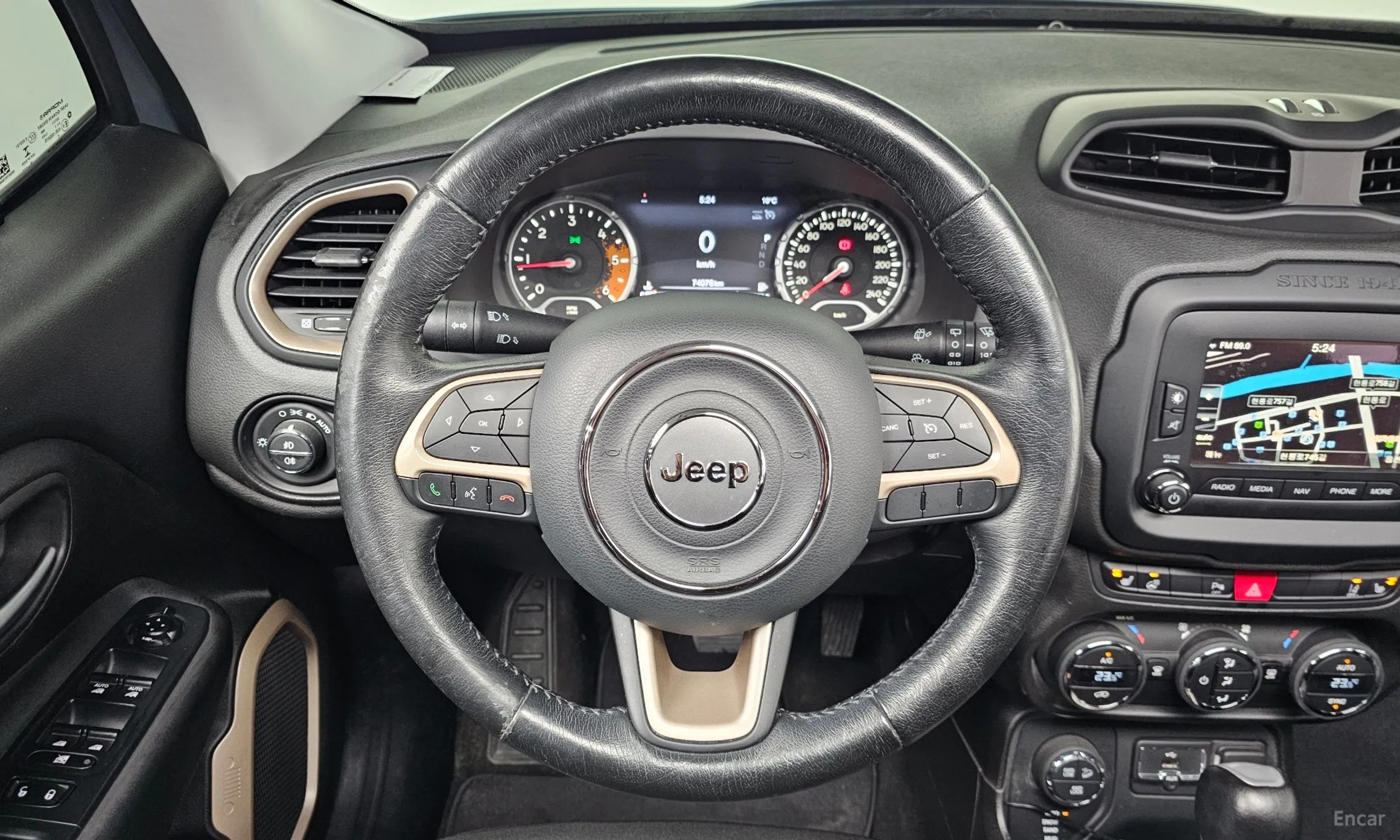 Jeep Renegade превью 13