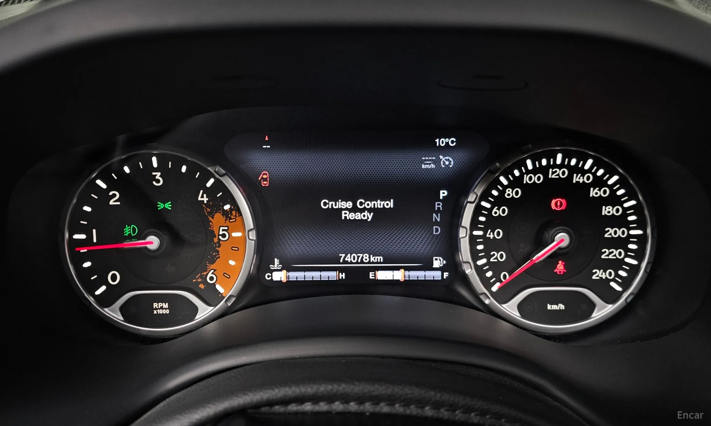 Jeep Renegade превью 8