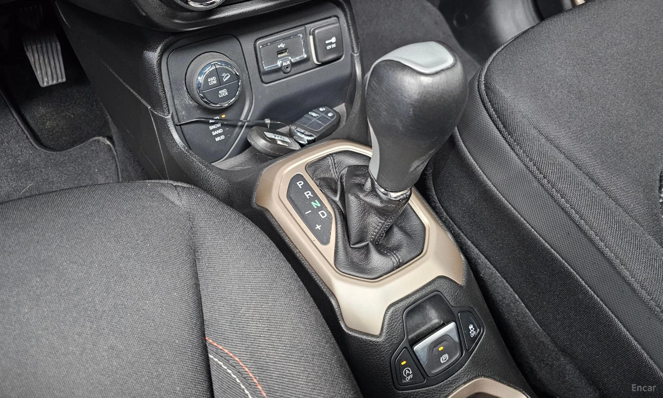Jeep Renegade превью 9