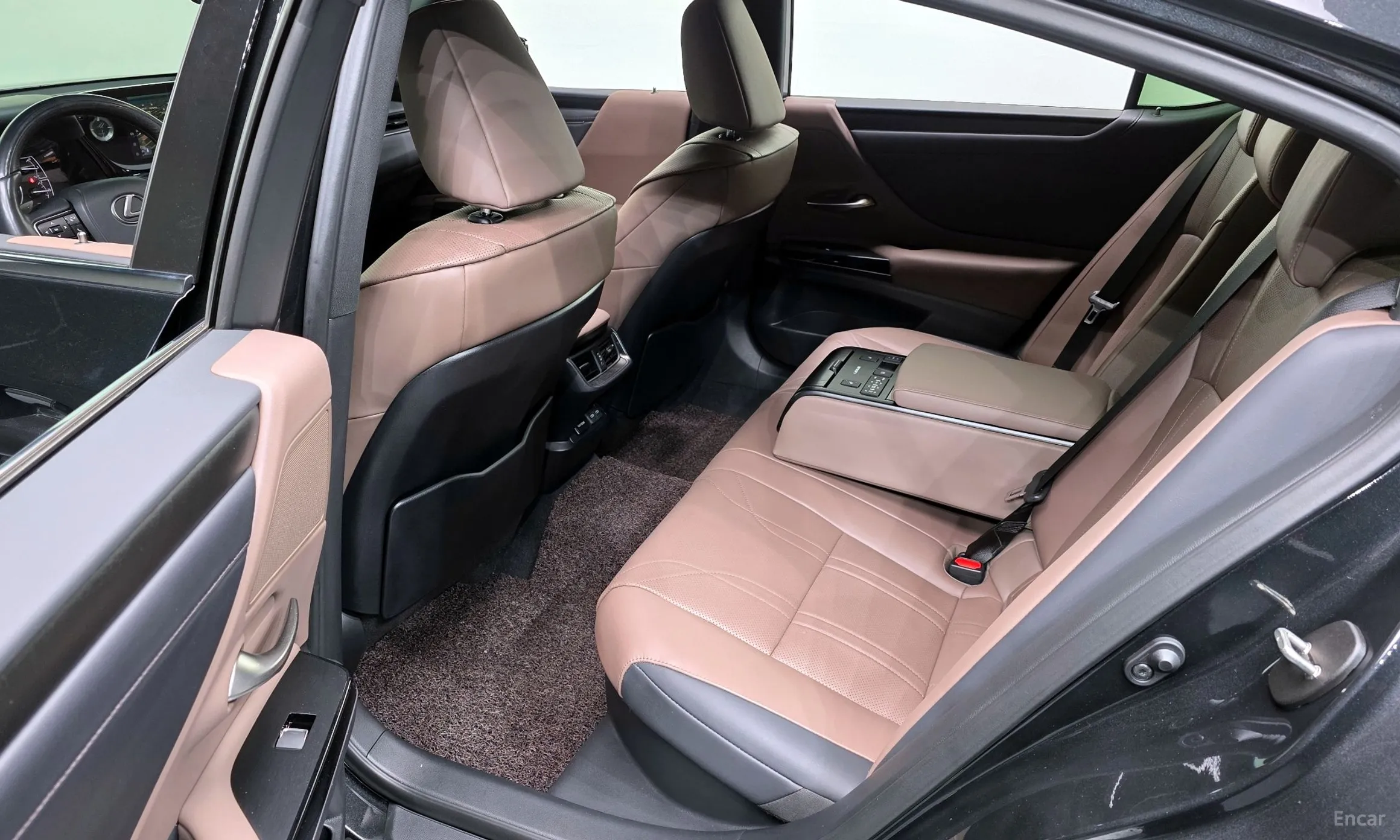 Lexus ES300h 7th Generation превью 12