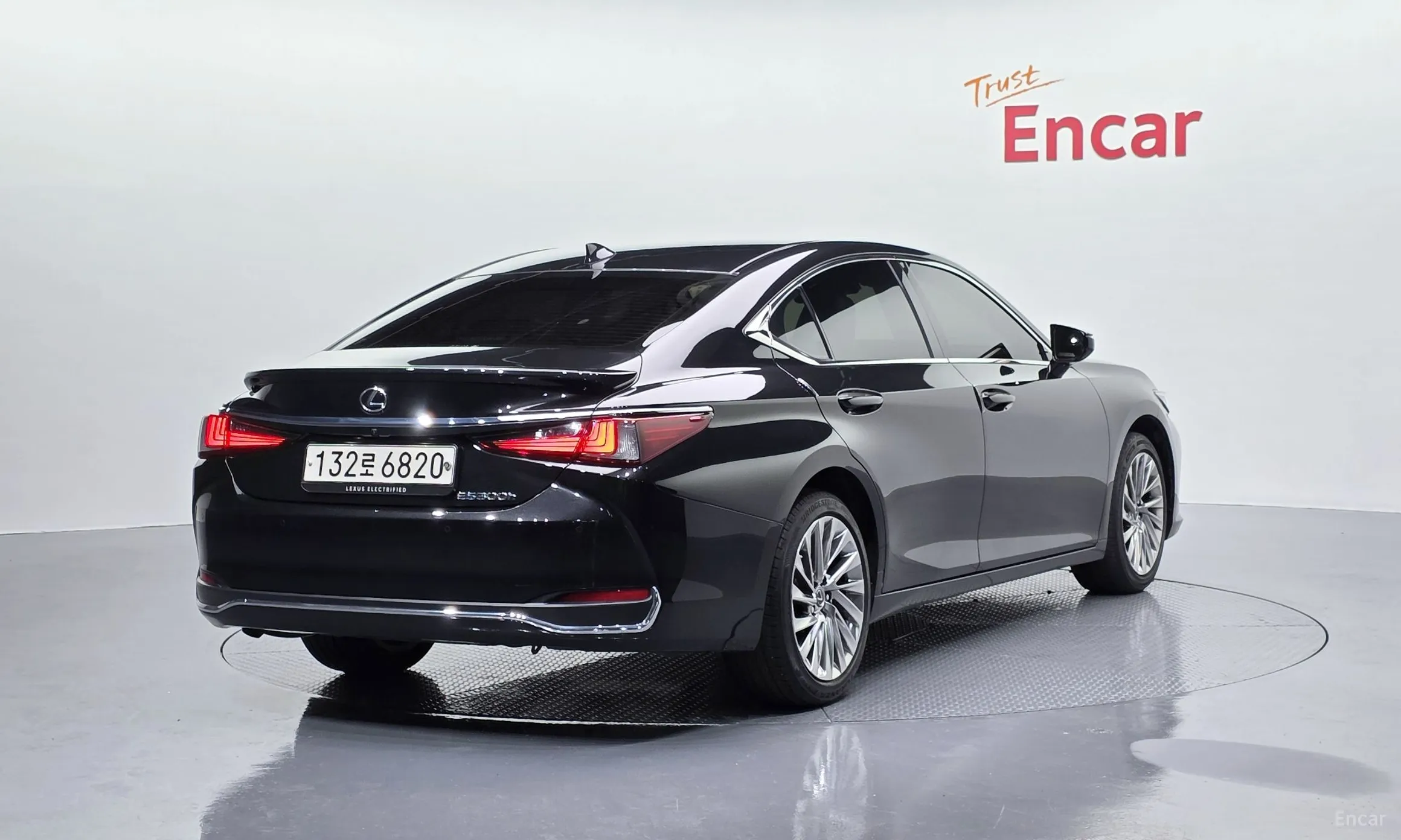 Lexus ES300h 7th Generation превью 2