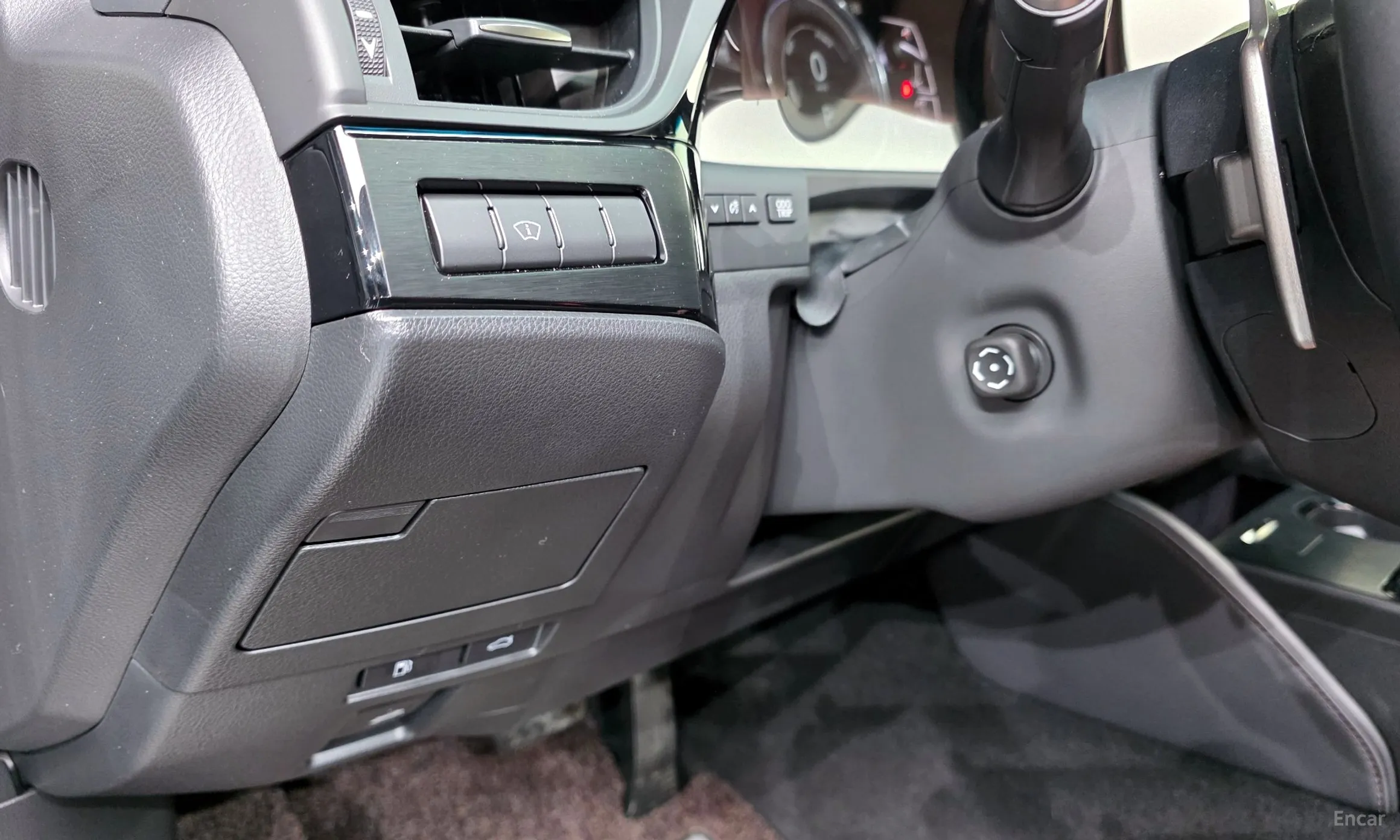 Lexus ES300h 7th Generation превью 16