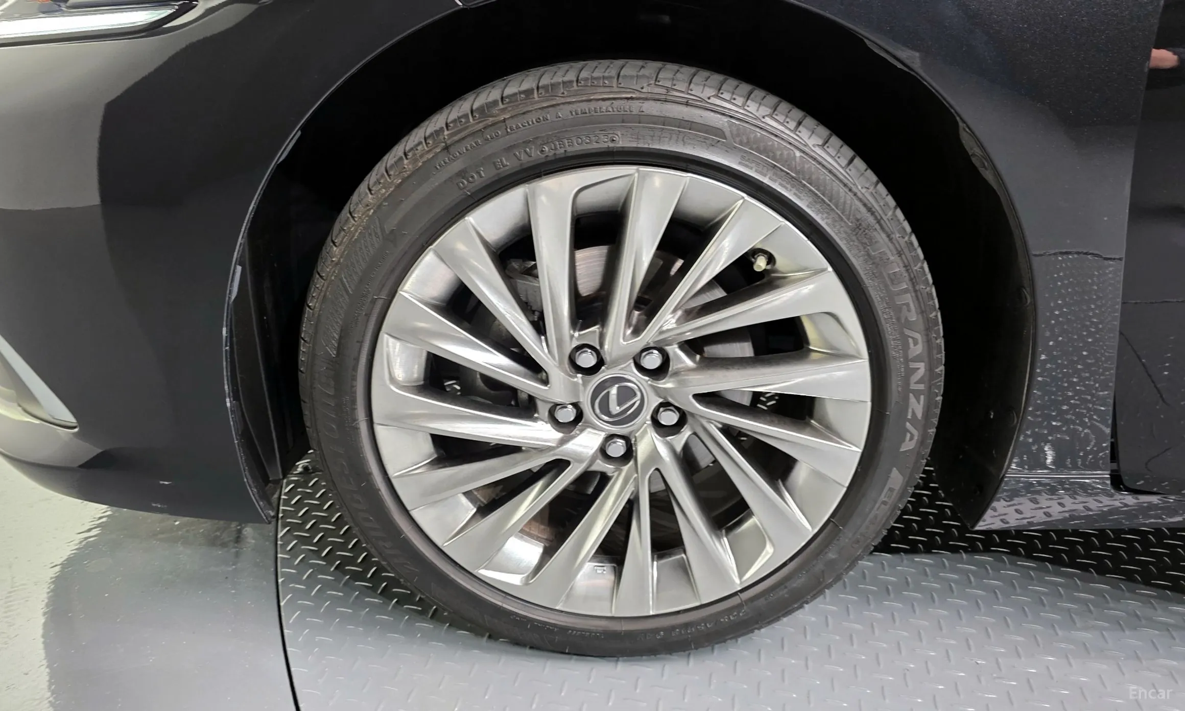 Lexus ES300h 7th Generation превью 5