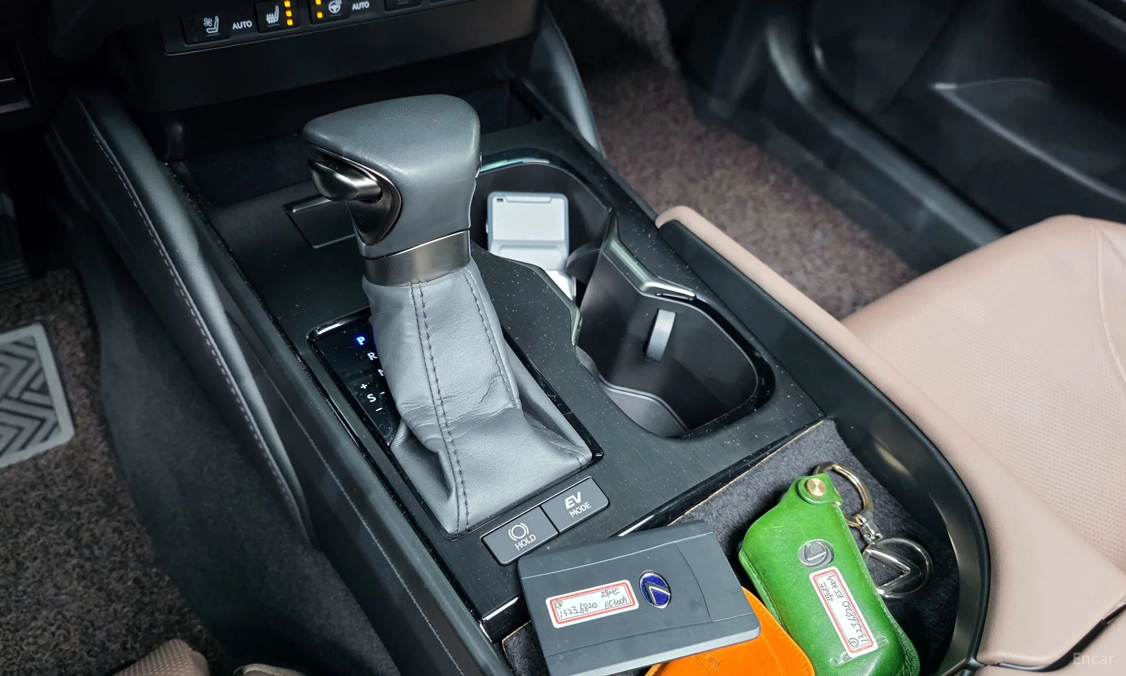 Lexus ES300h 7th Generation превью 9