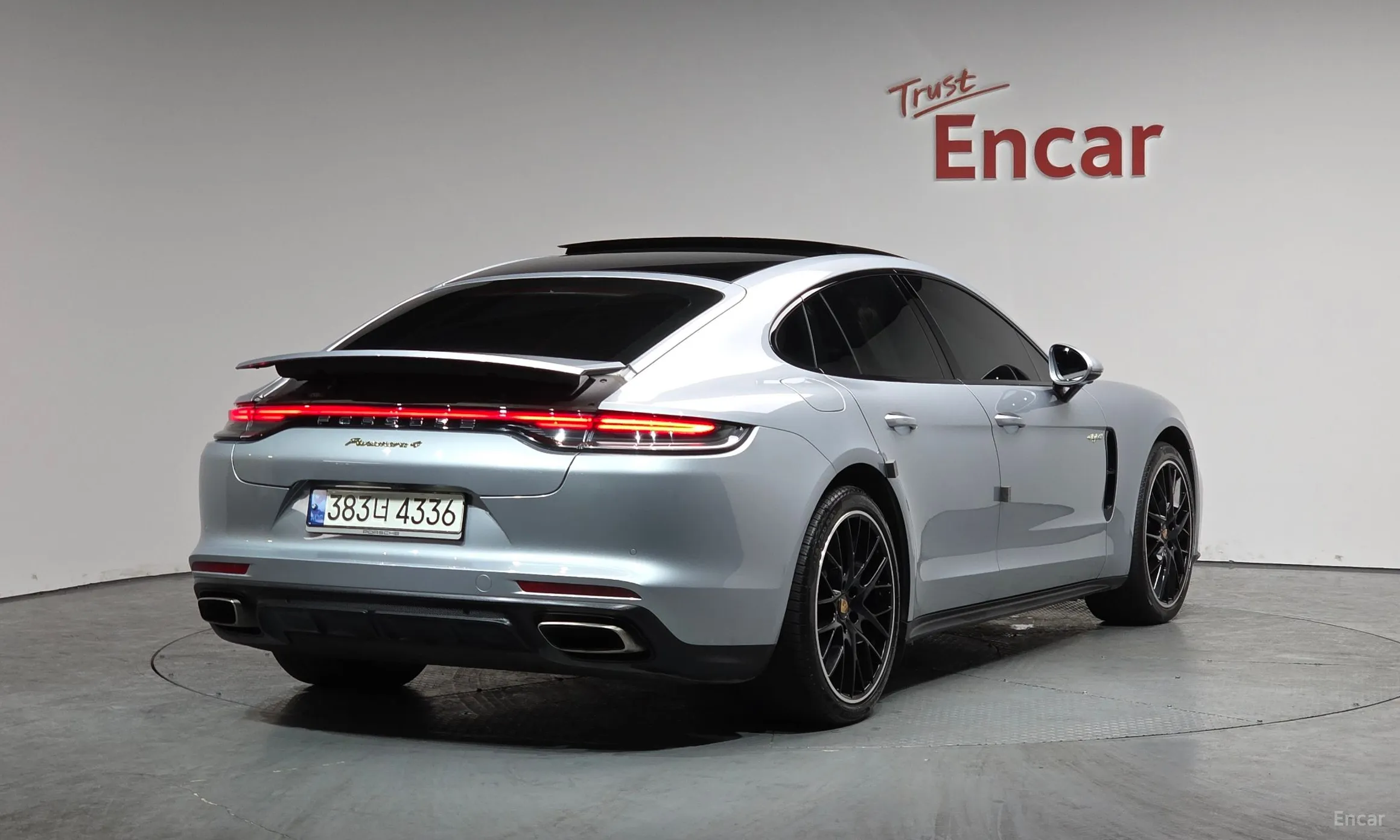 Porsche Panamera (971)