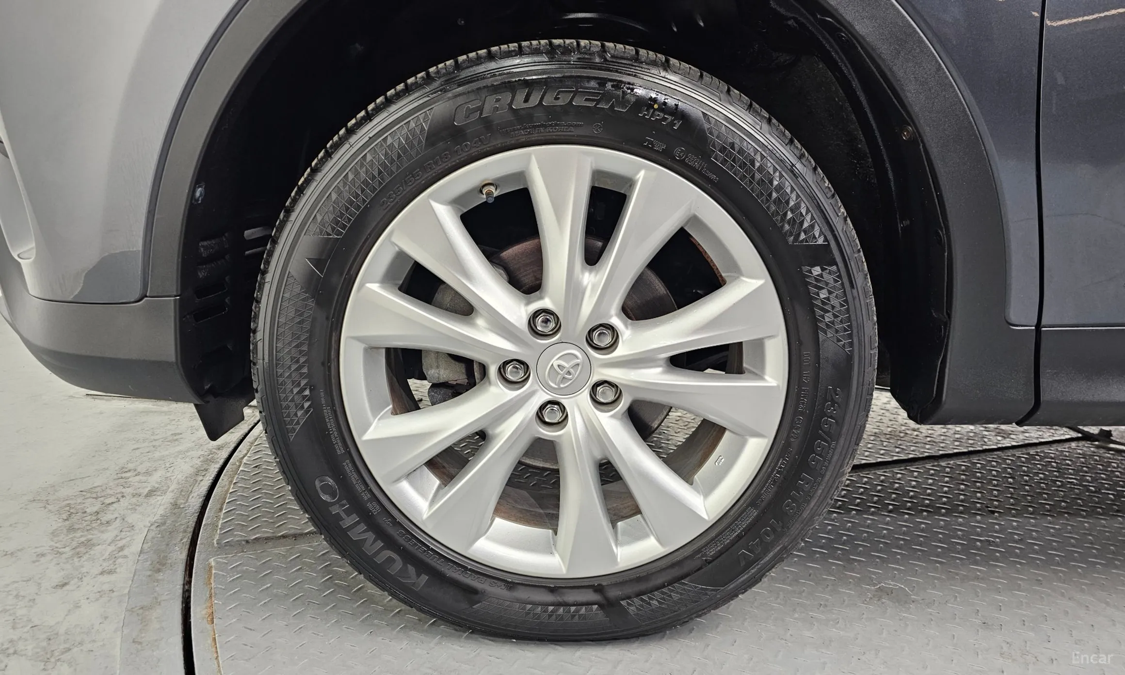 Toyota RAV4 превью 5