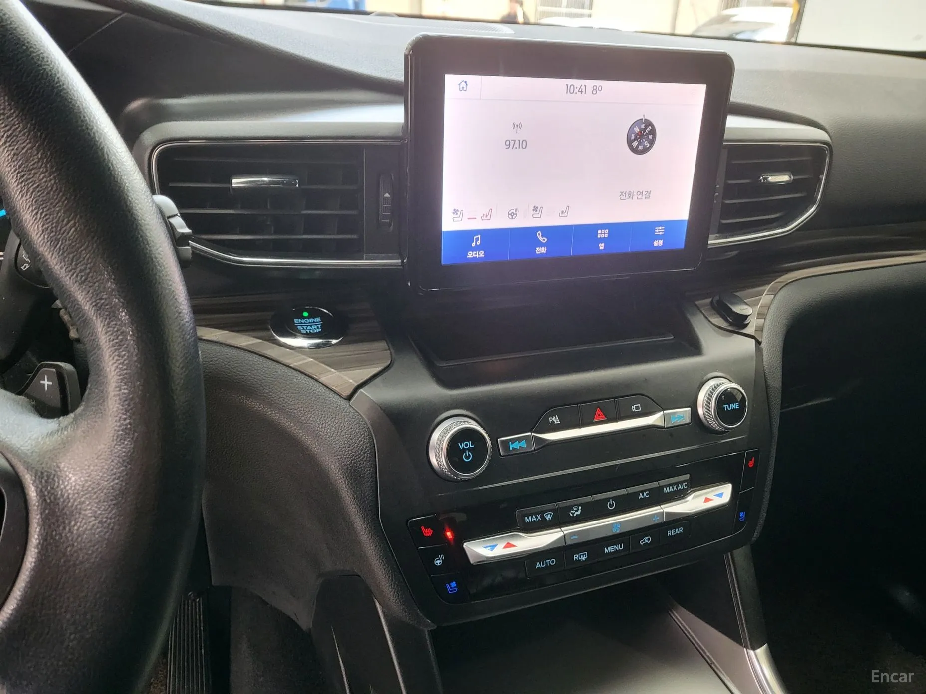 Ford Explorer 6th Generation превью 11