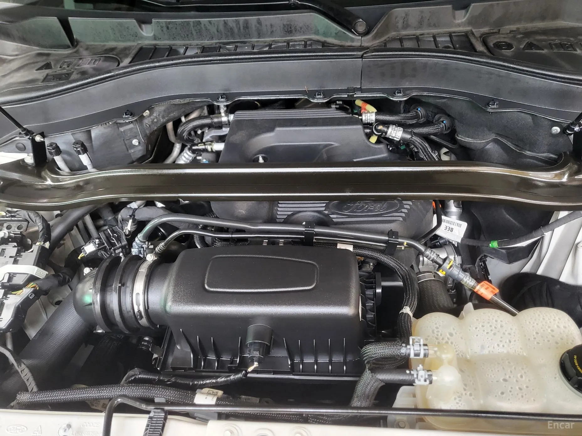 Ford Explorer 6th Generation превью 20