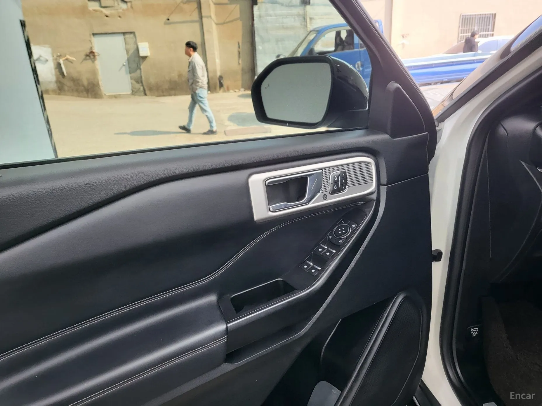 Ford Explorer 6th Generation превью 9