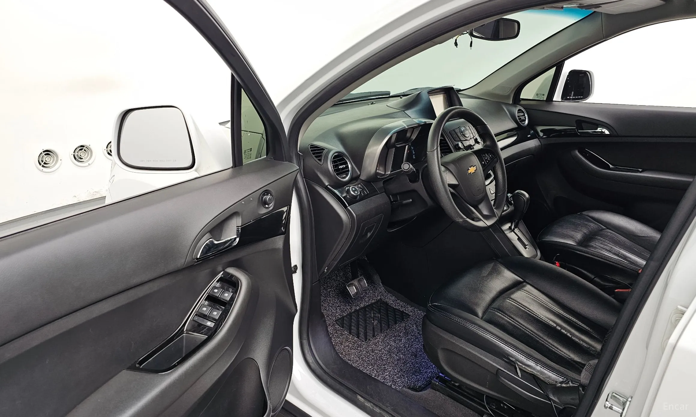 Chevrolet (GM Daewoo) Orlando превью 10