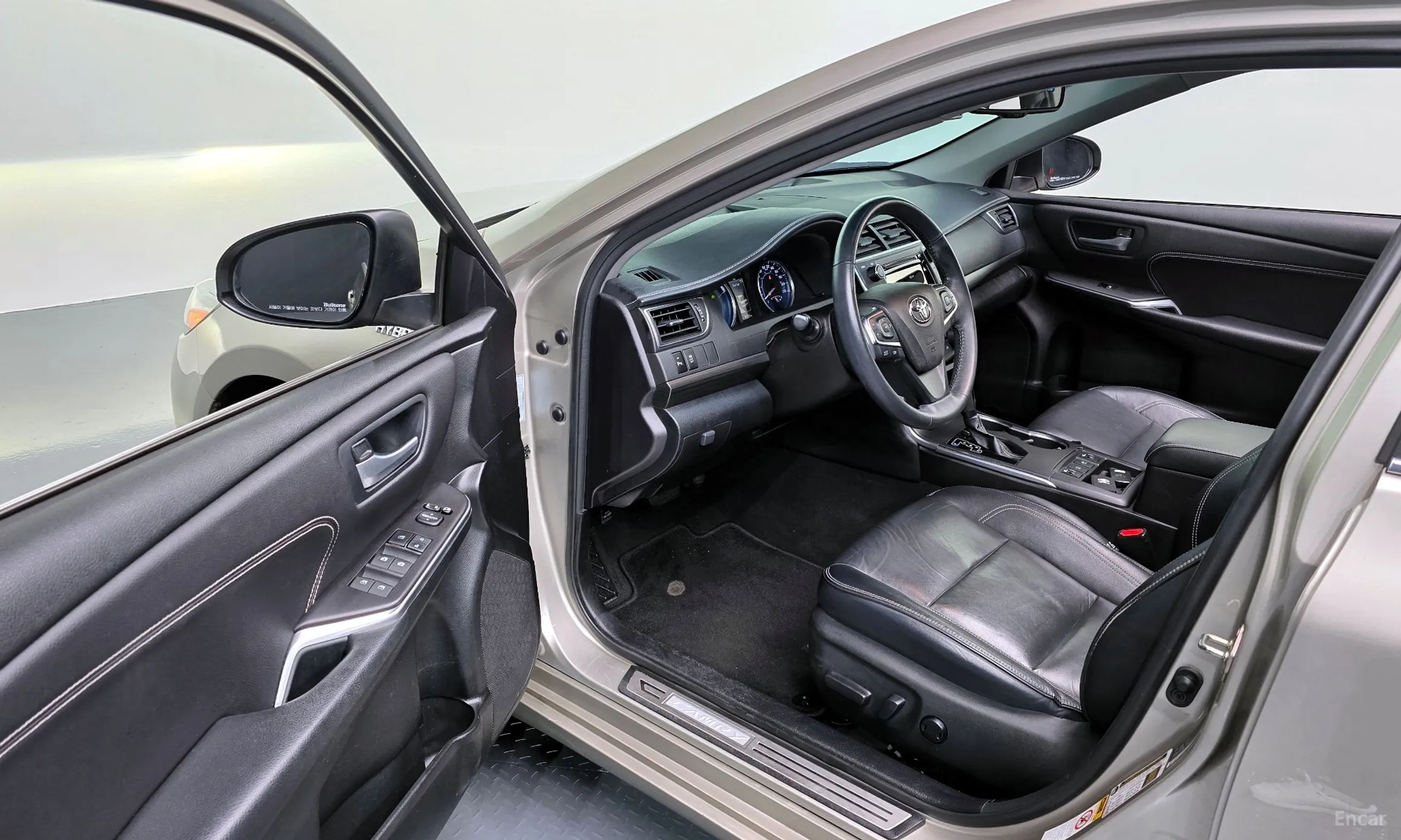 Toyota New Camry превью 11