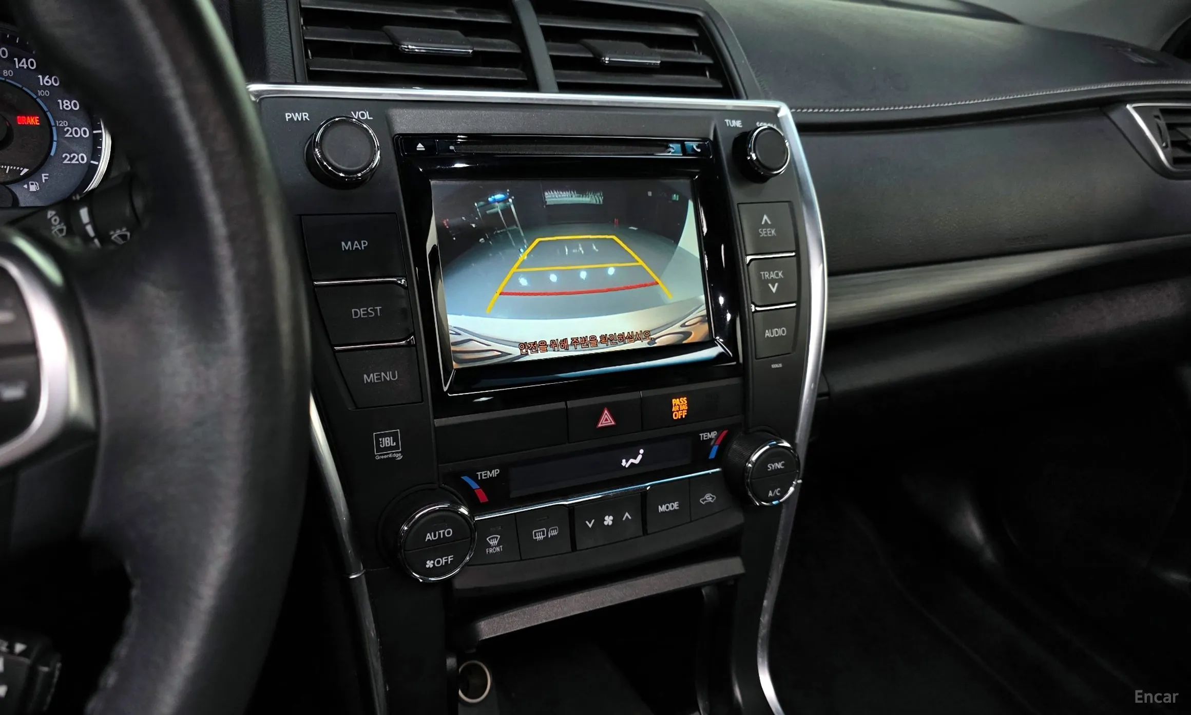 Toyota New Camry превью 15