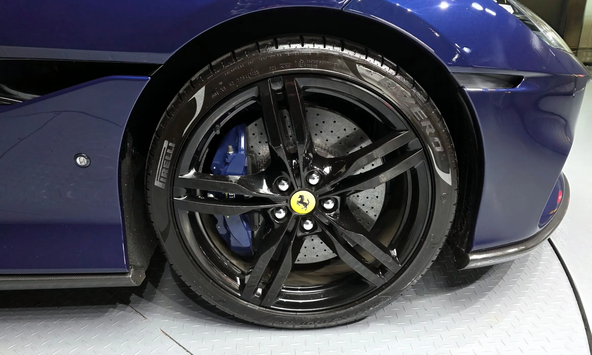 Ferrari Portofino превью 5