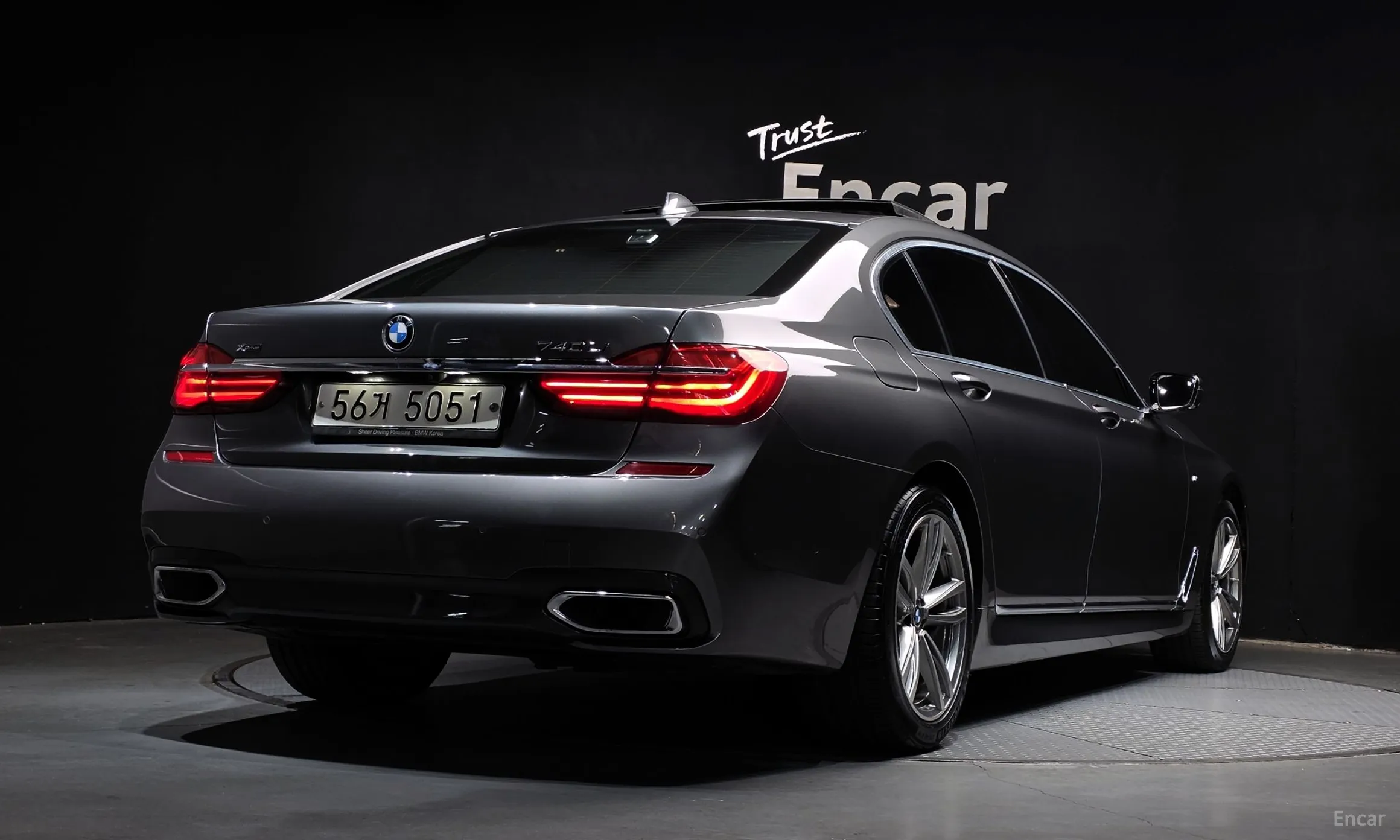 BMW 7 Series (G11)