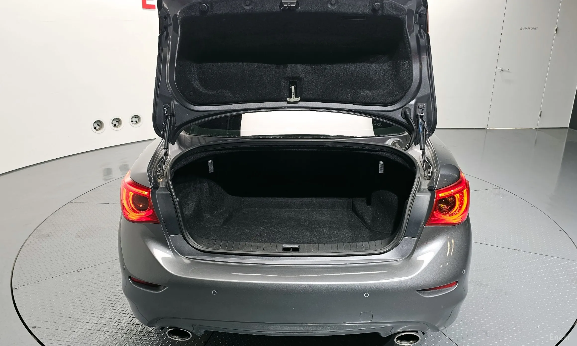 Infiniti Q50 превью 20