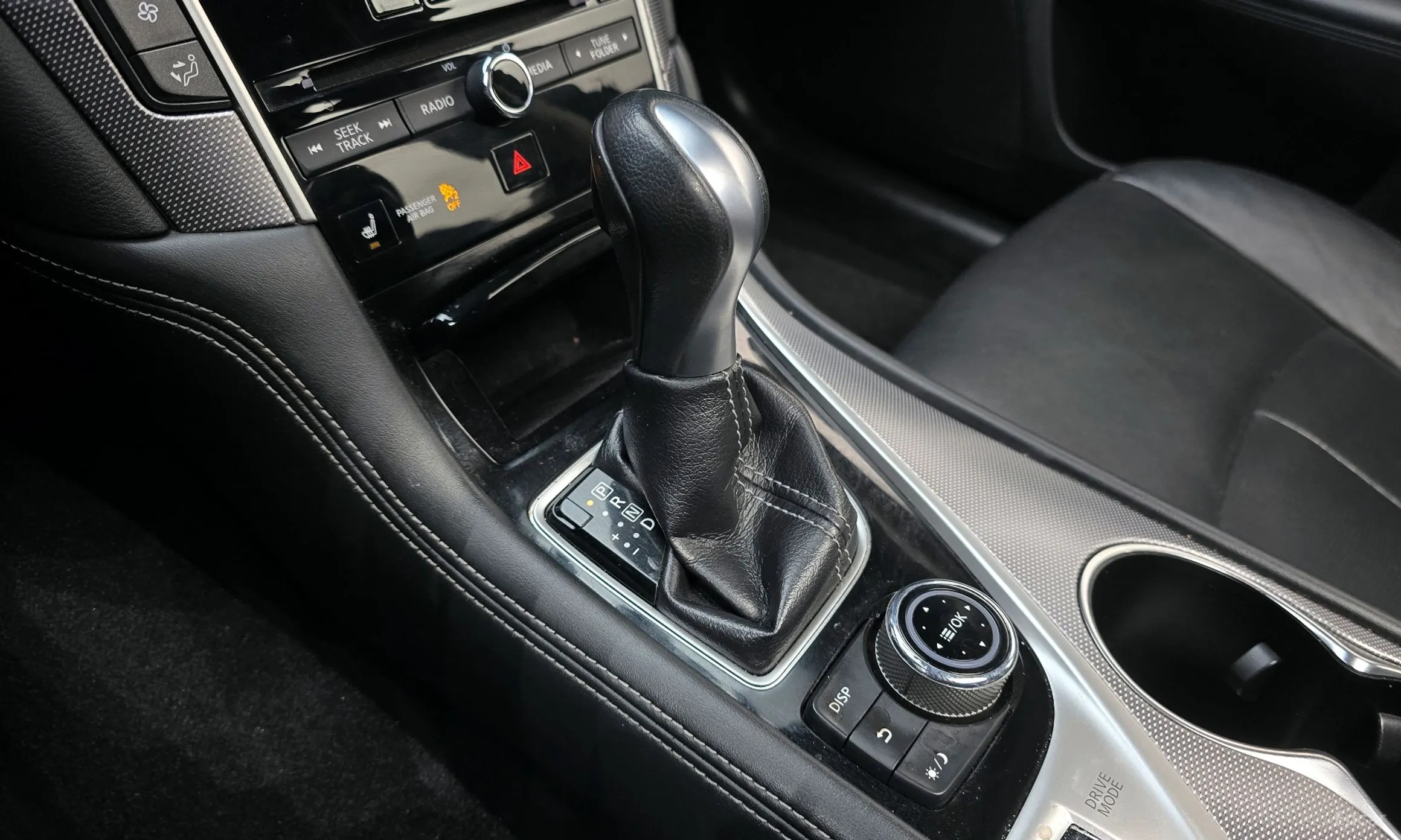 Infiniti Q50 превью 9