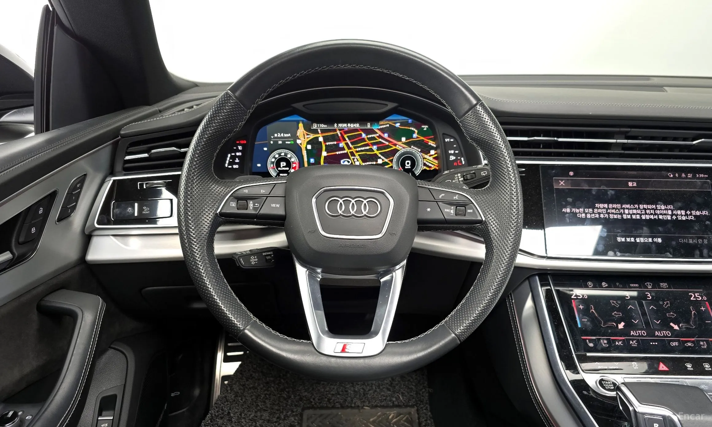 Audi Q8 (4M) превью 13