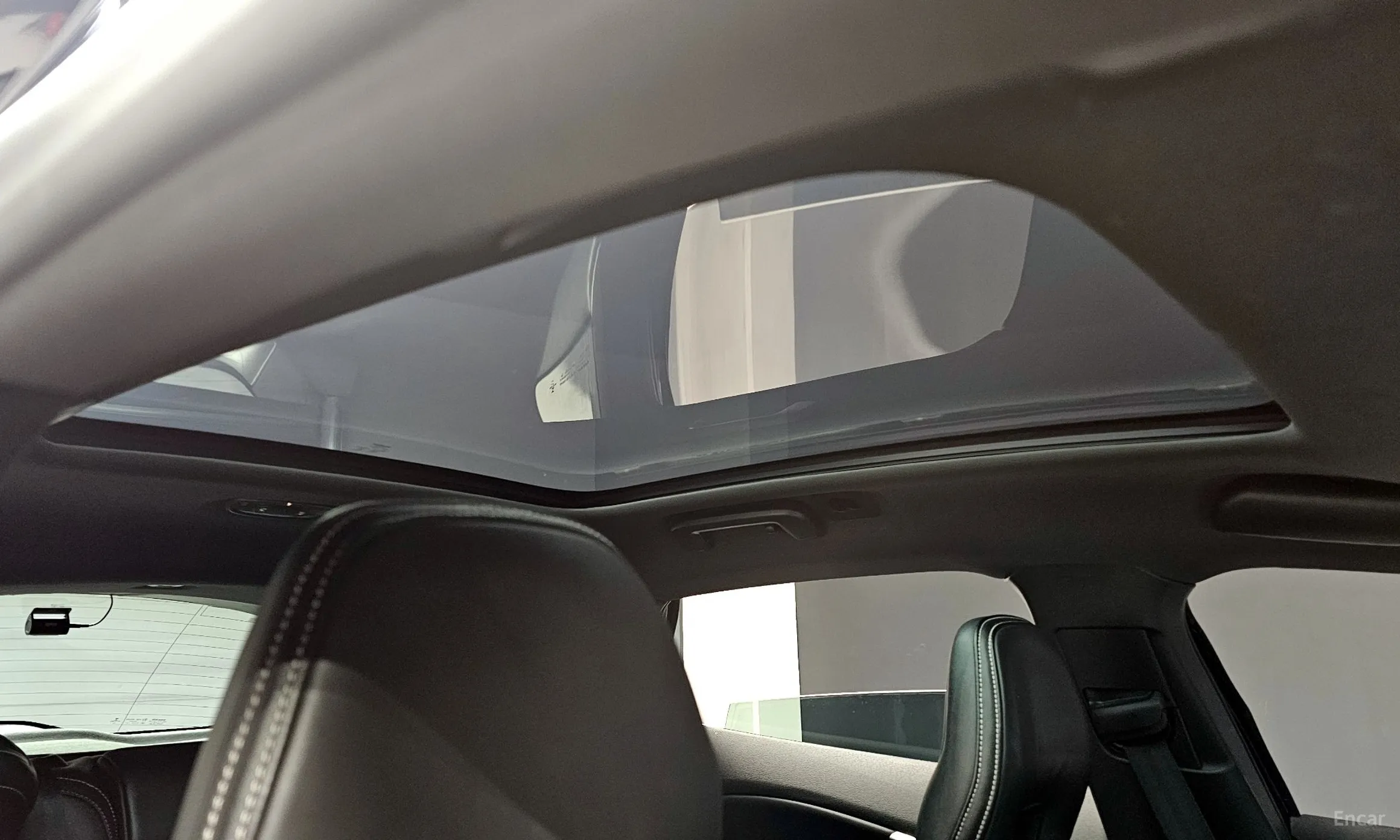 Volvo V40 превью 19