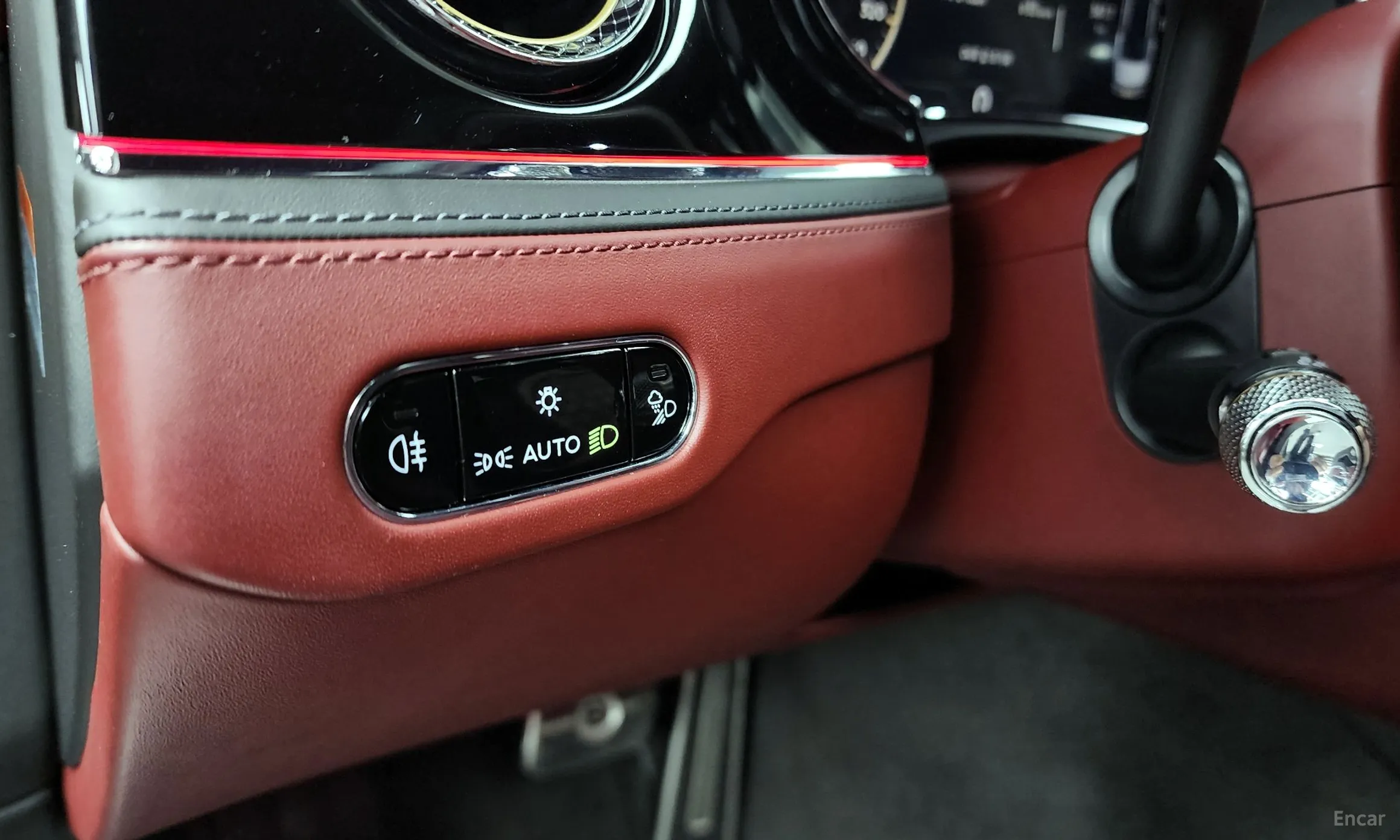 Bentley Flying Spur 3rd Generation превью 16